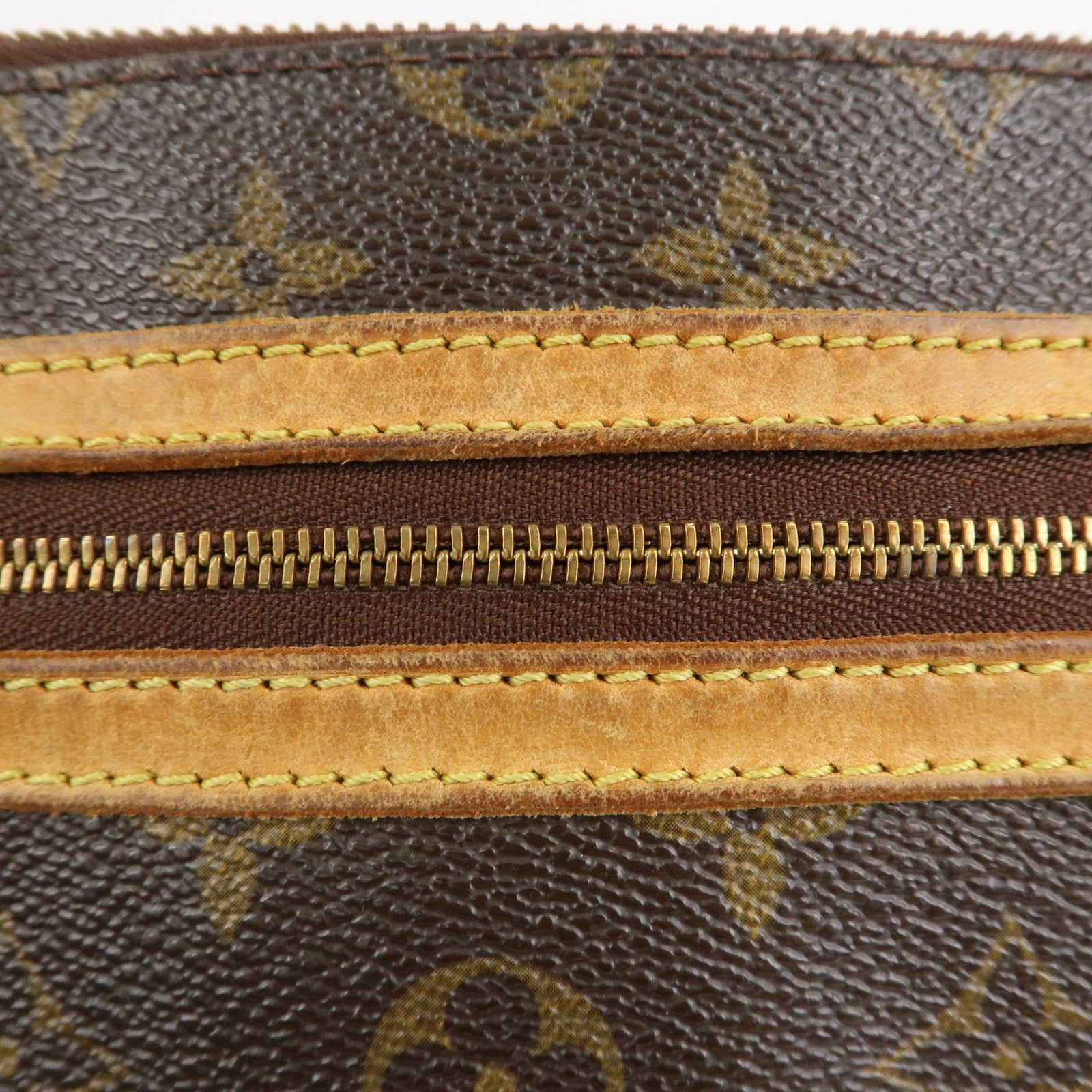 Louis Vuitton Monogram Pochette Bosphore Shoulder Bag M40044