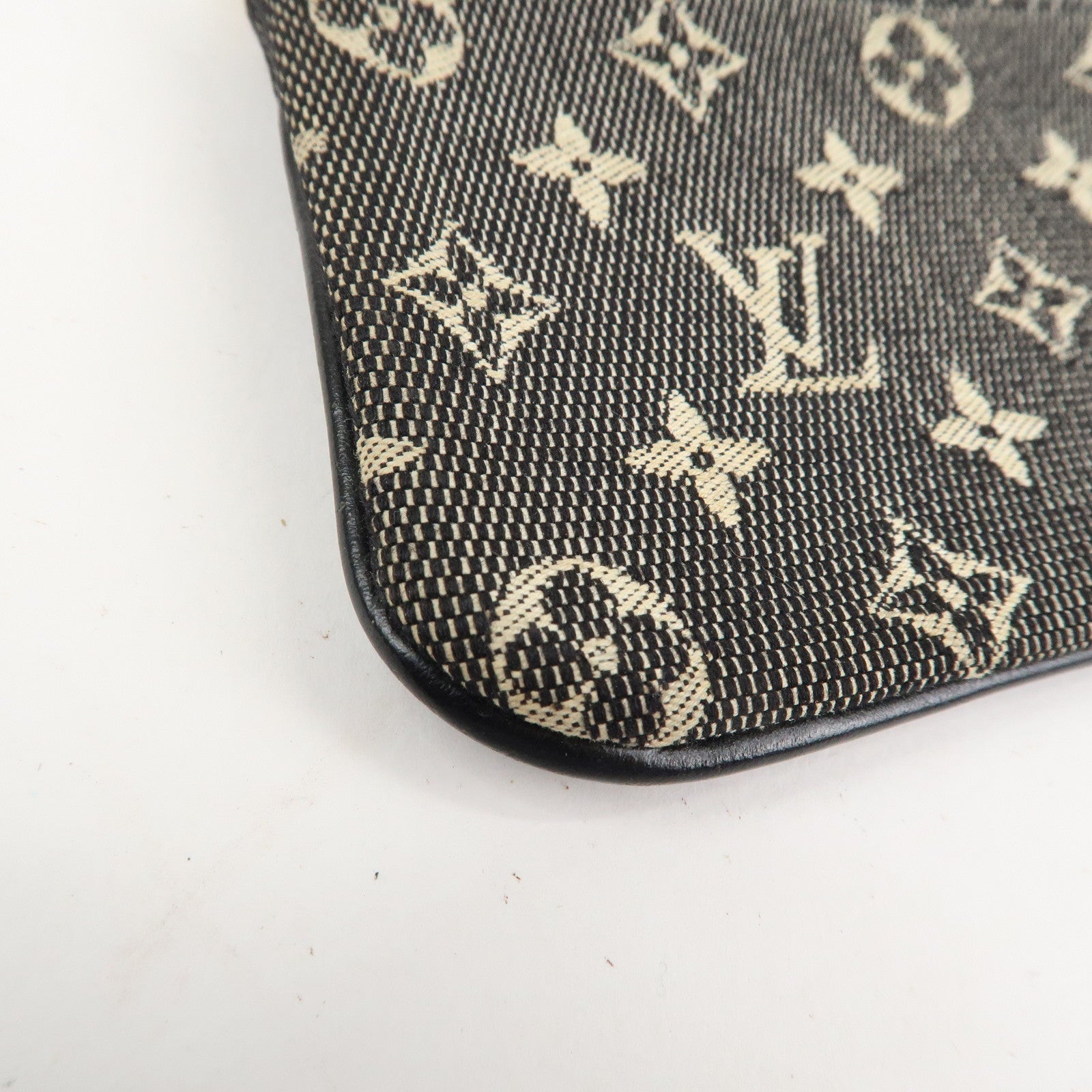 Louis Vuitton Monogram Idylle Canvas Pochette Cle Coin Case M62995 Used