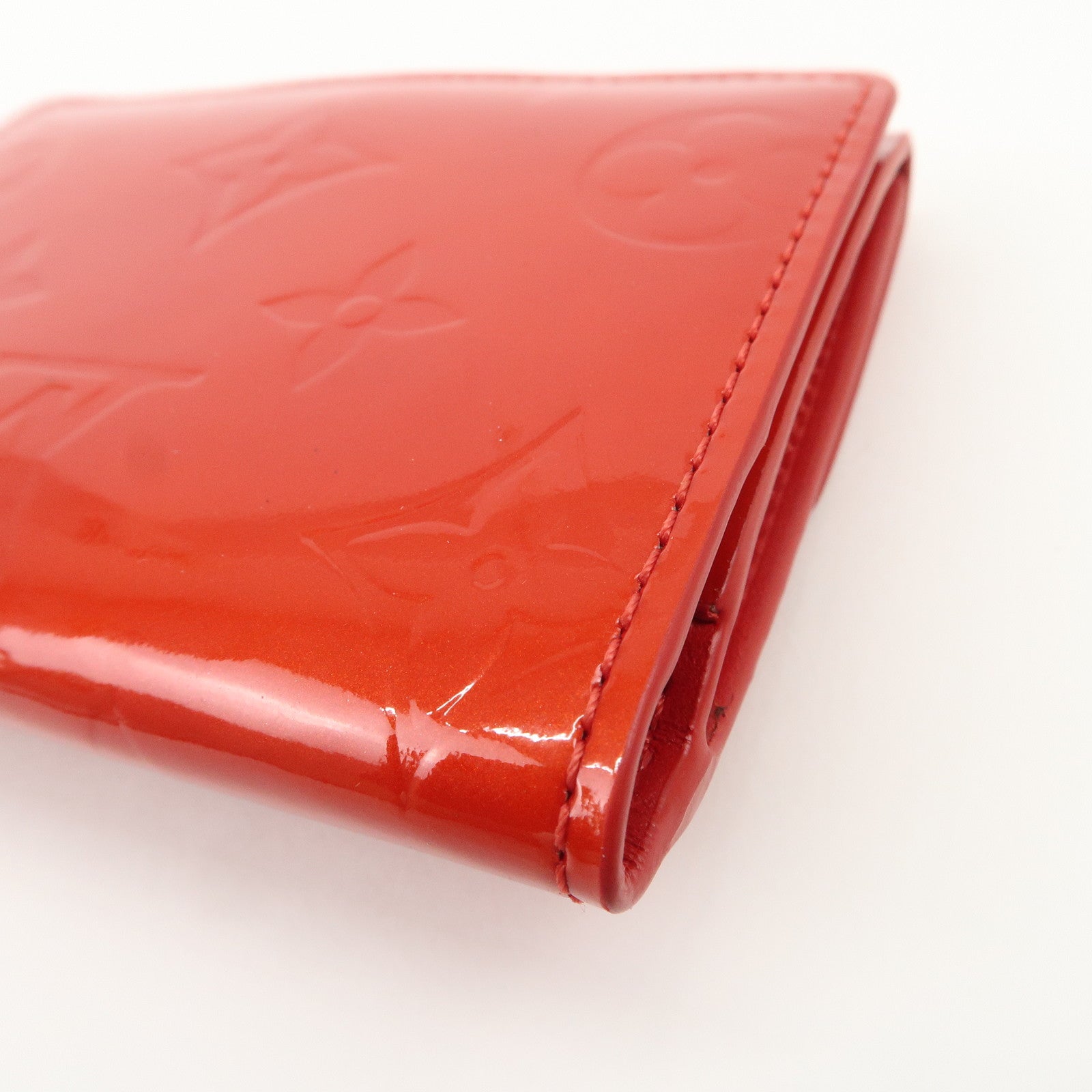 Louis Vuitton Monogram Vernis Ludlow Bi-fold Wallet Rouge M91090