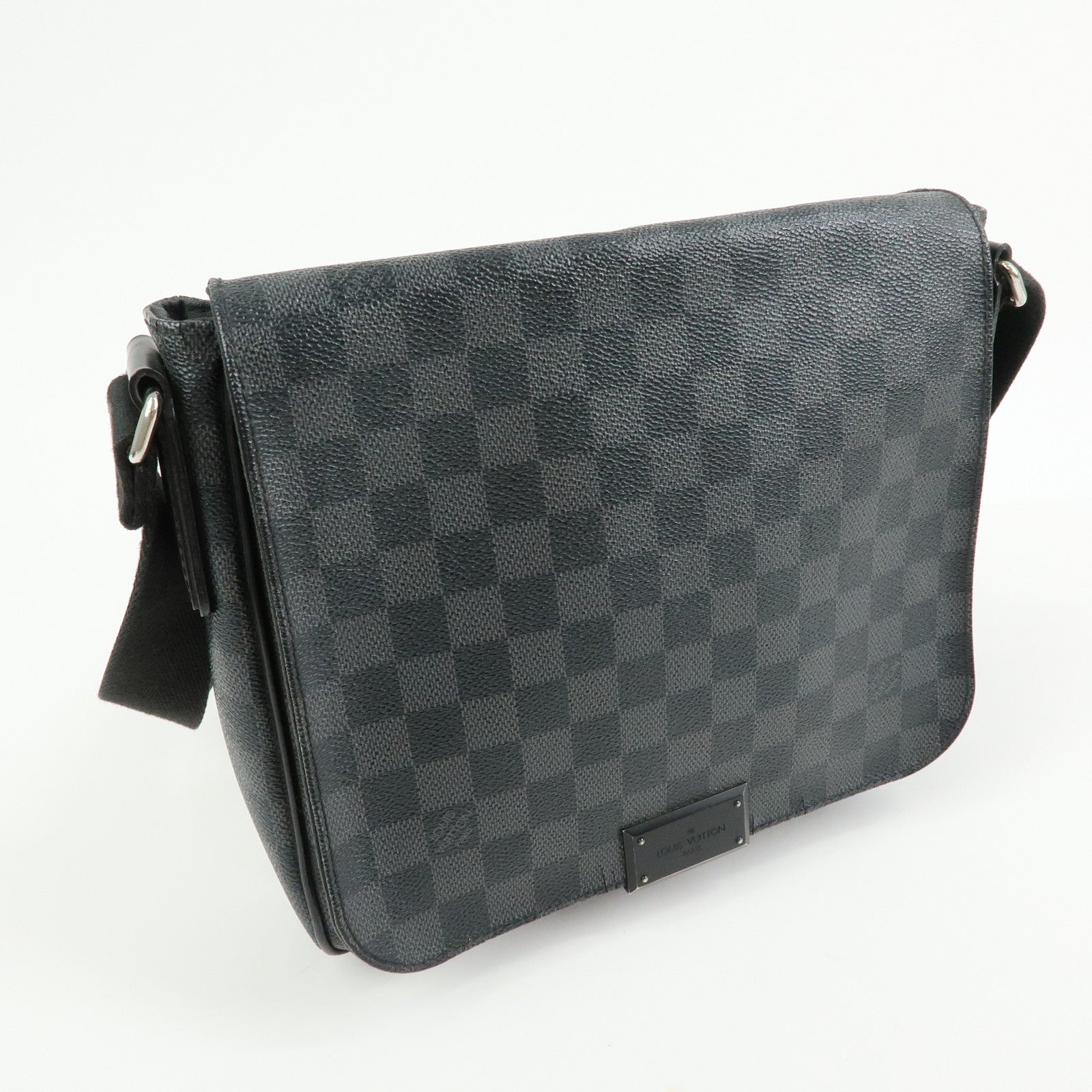Louis Vuitton Damier Graphite District PM Shoulder Bag Noir N41260