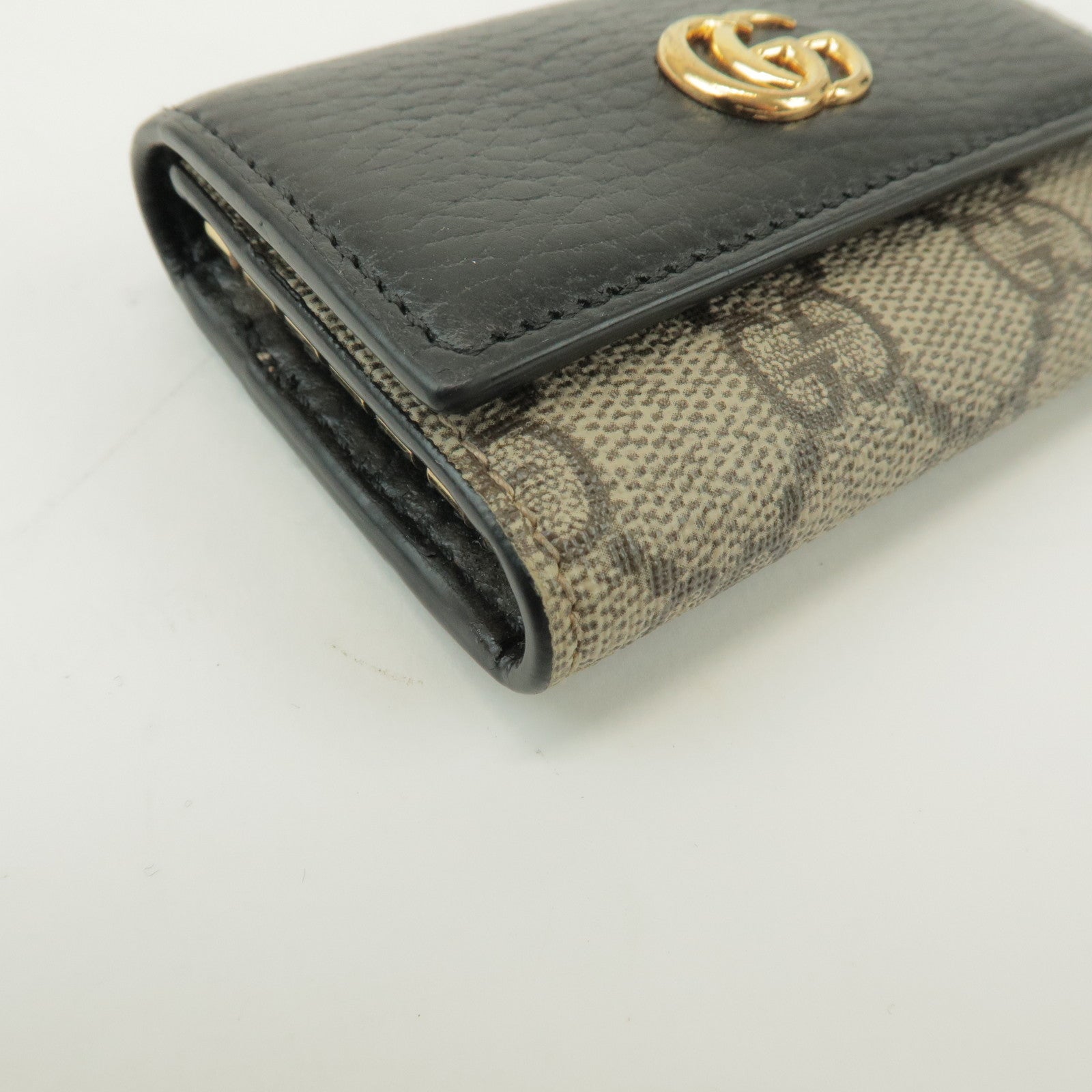 GUCCI GG Marmont GG Supreme 6 Rings Key Case Beige Black 456118