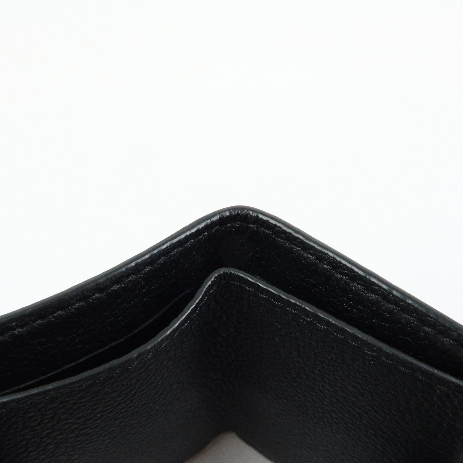 Louis Vuitton Lockme Portefeuille Lock Mini Compact Wallet M63921