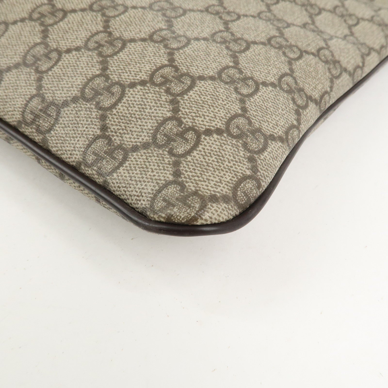 GUCCI GG Supreme Shoulder Bag Crossbody Bag Beige Brown 201446