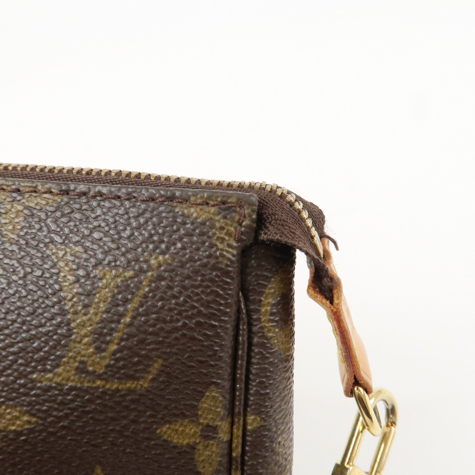 Louis Vuitton Monogram Pochette Accessoires Pouch Hand Bag M51980