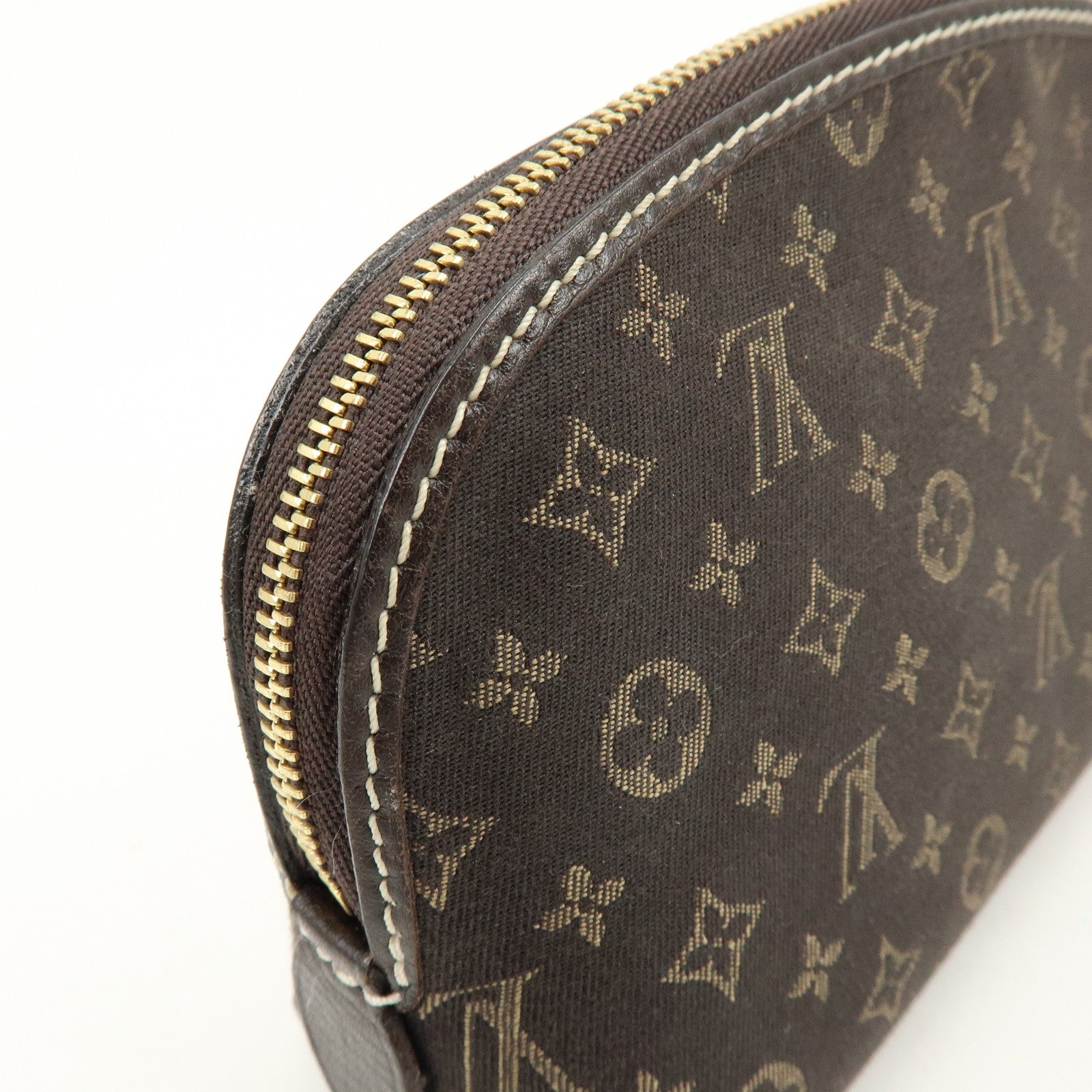 Louis Vuitton Monogram Idylle Pochette Cosmetic Pouch Fusain M40375