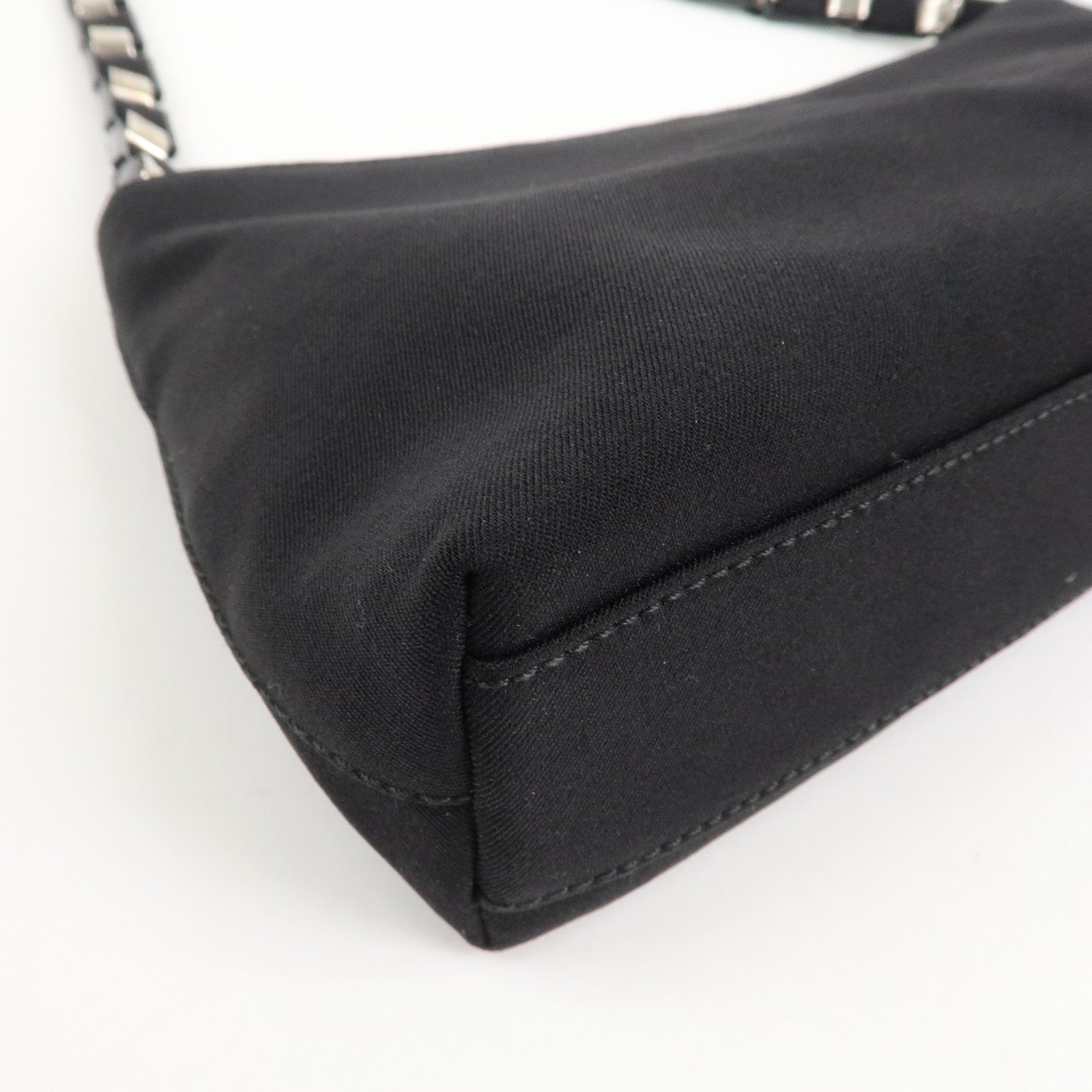 Ferragamo Nylon Shoulder Bag Hand Bag Black D21 9659