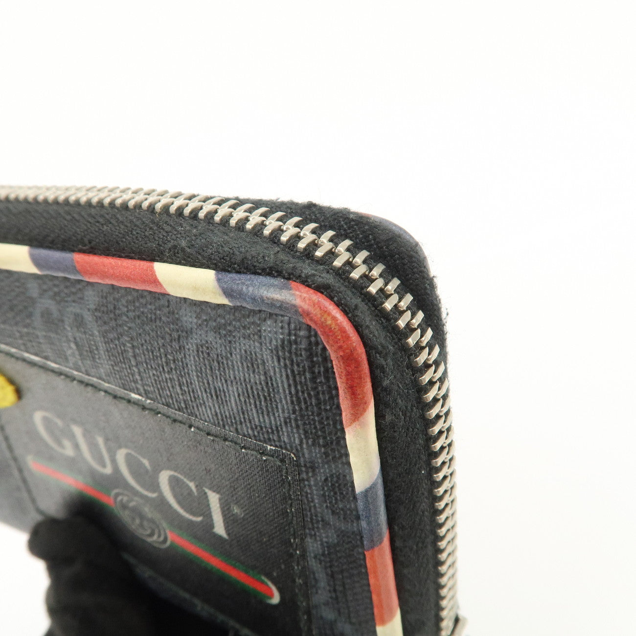 GUCCI GG Supreme Night Courrier Coin Case Black 496343