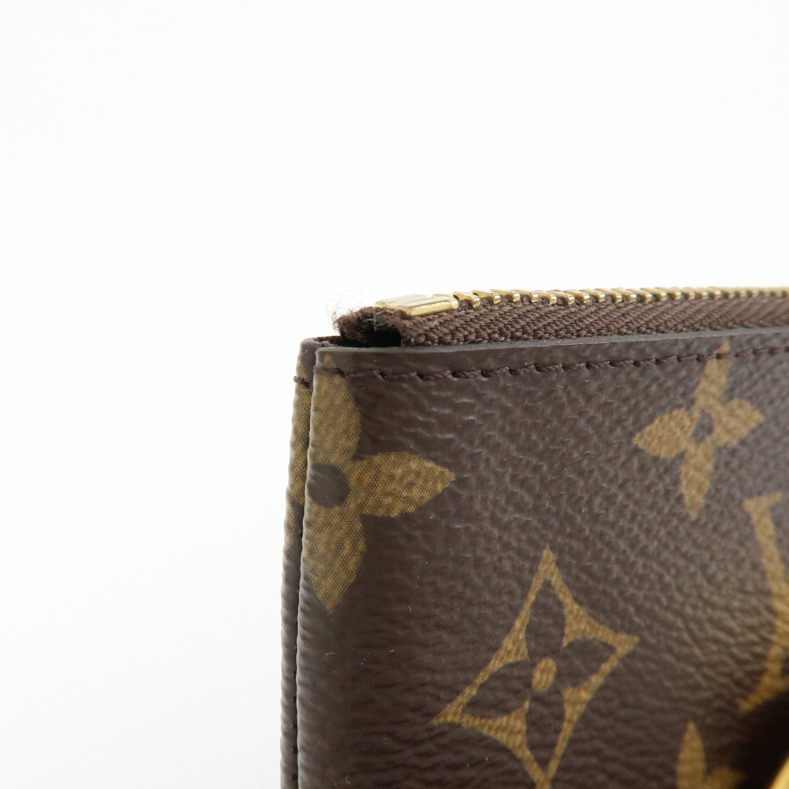 Louis Vuitton Monogram Pochette Cles Coin Case Key Case  M62650
