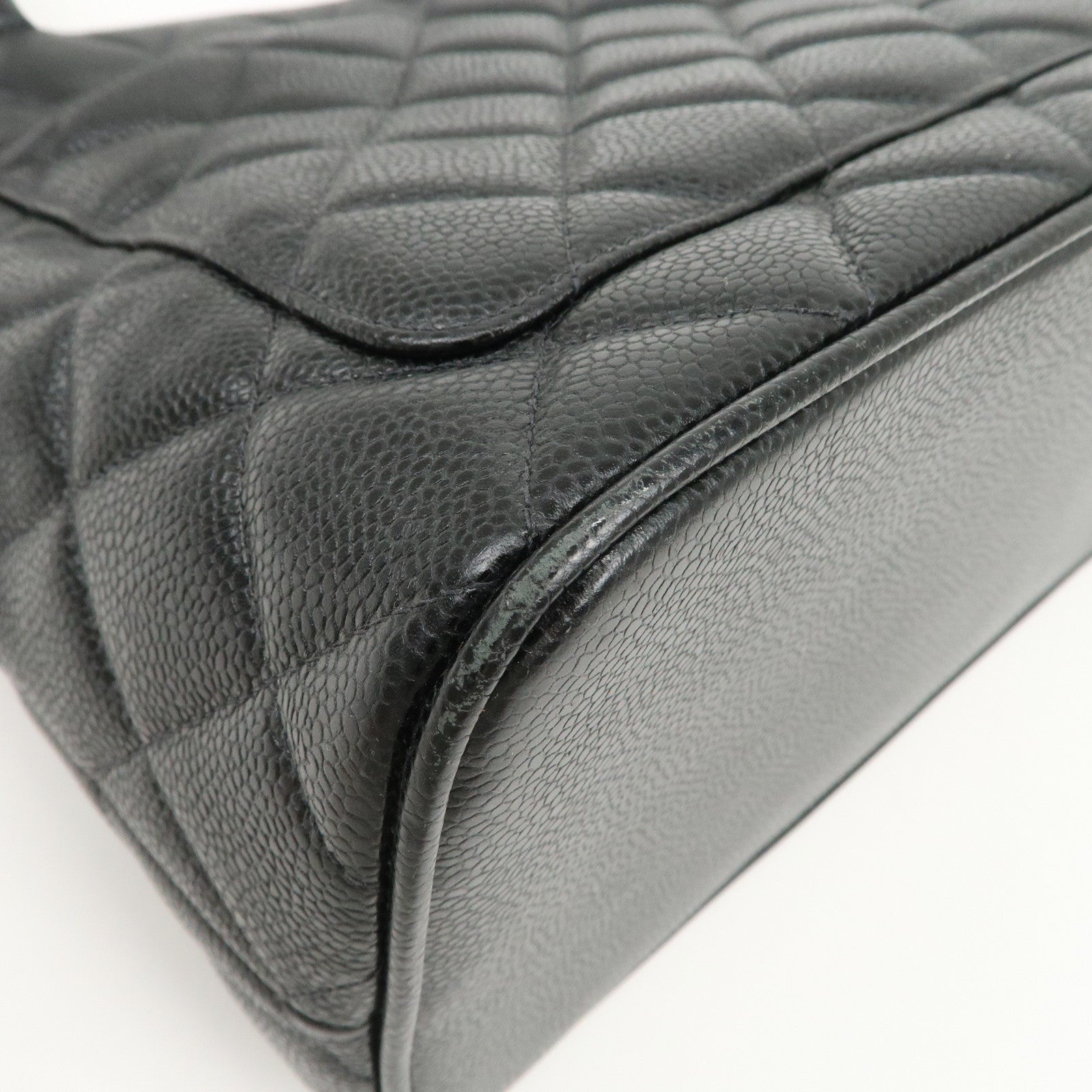 CHANEL Matelasse Caviarskin Medalion Tote Bag Hand Bag Black A01804 Used