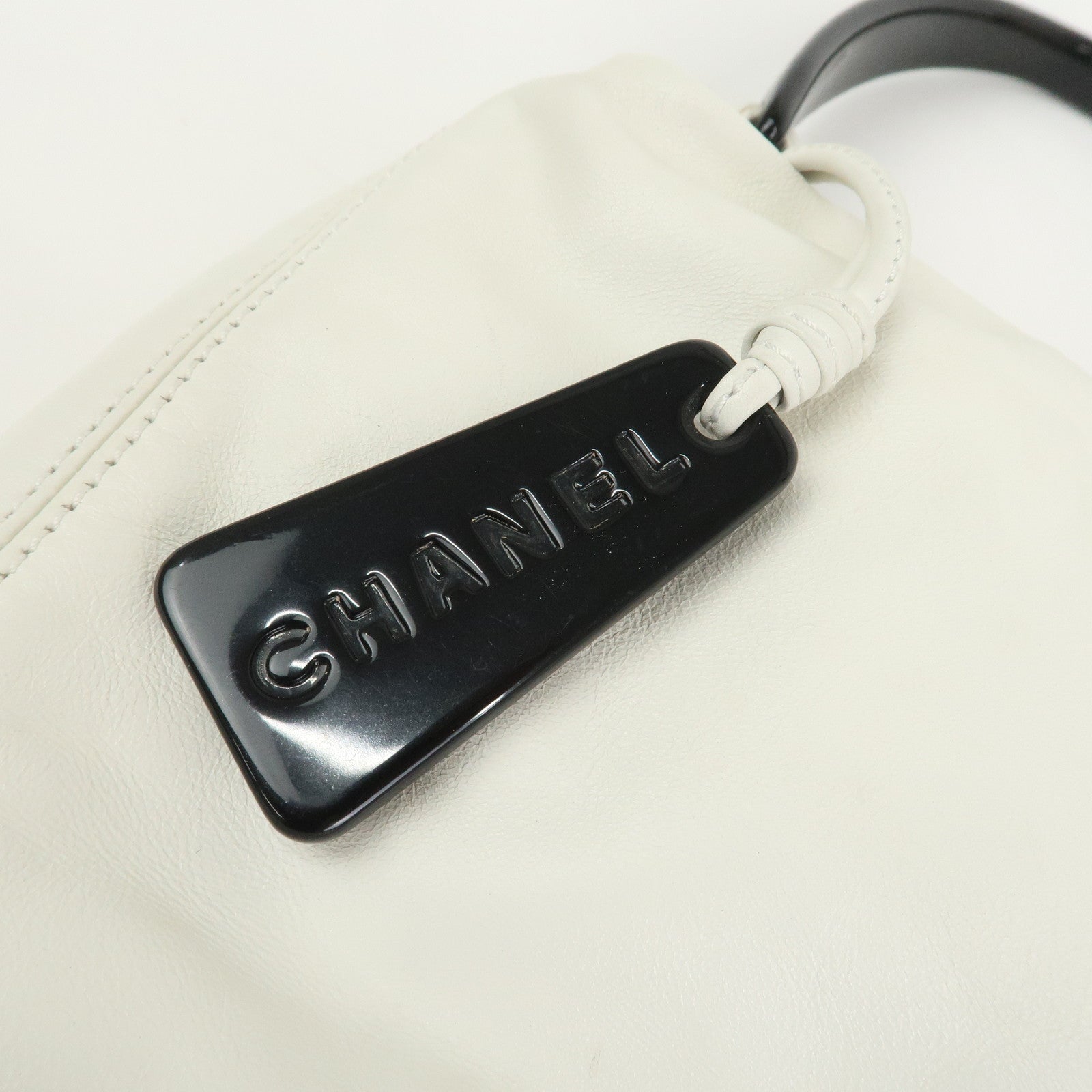 CHANEL Lamb skin Plastic Shoulder Bag Hand Bag White Black