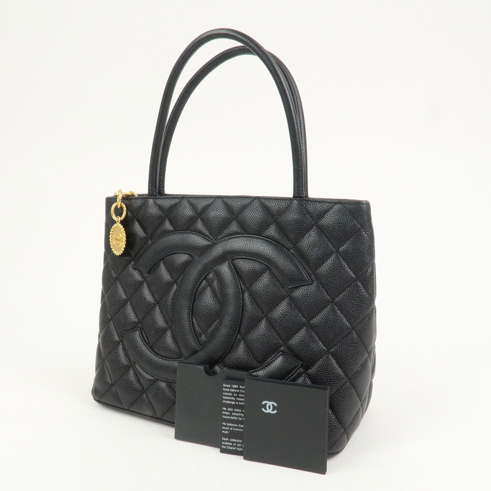 CHANEL Matelasse Caviarskin Medallion Tote Bag Hand Bag A01804