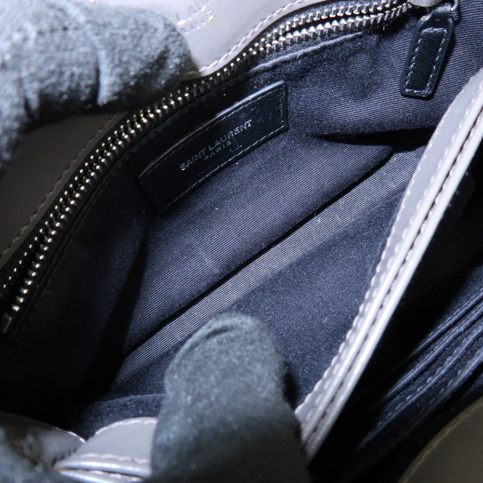 SAINT LAURENT PARIS Shoulder Bag