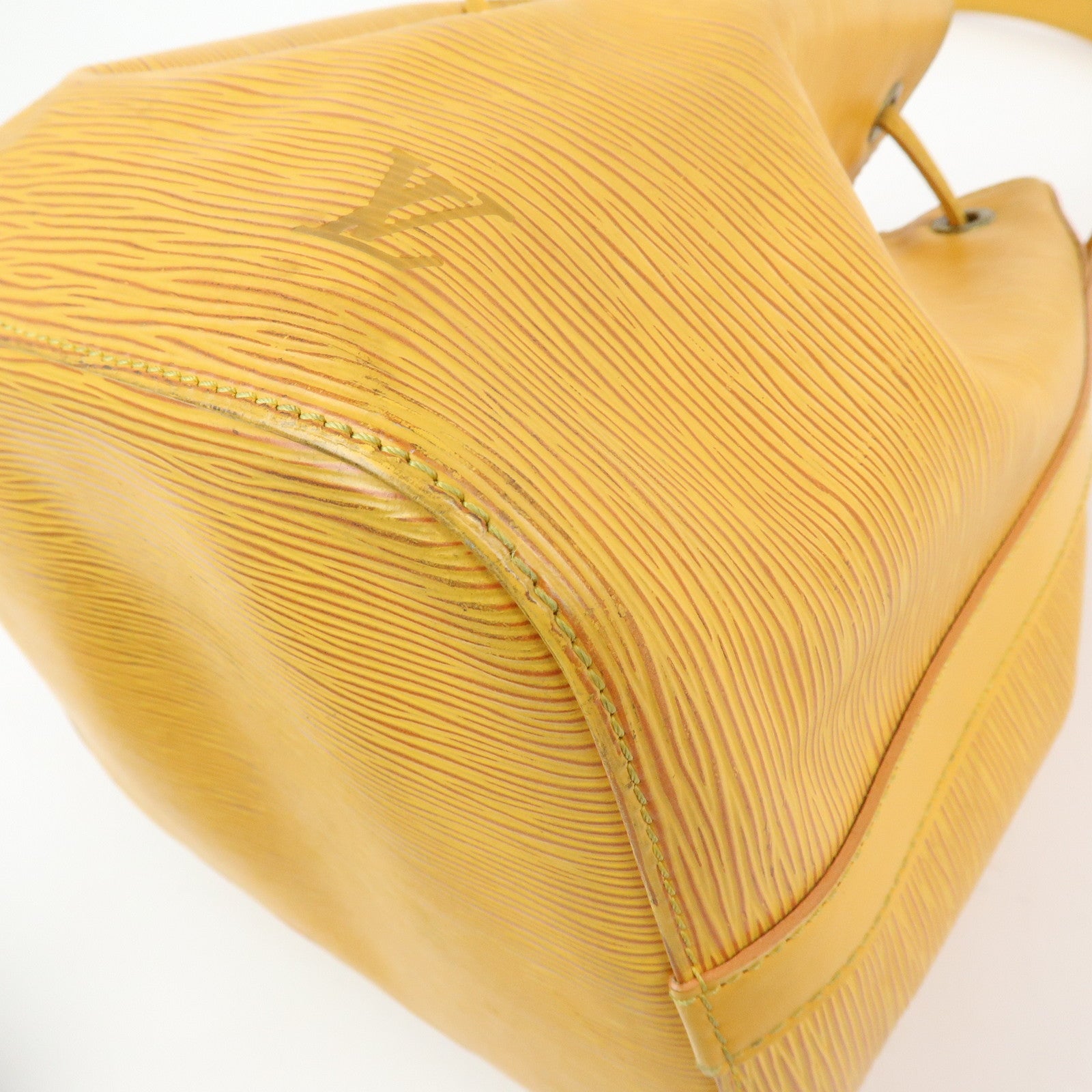 Louis Vuitton Epi Petit Noe Shoulder Bag Tassili Yellow M44109