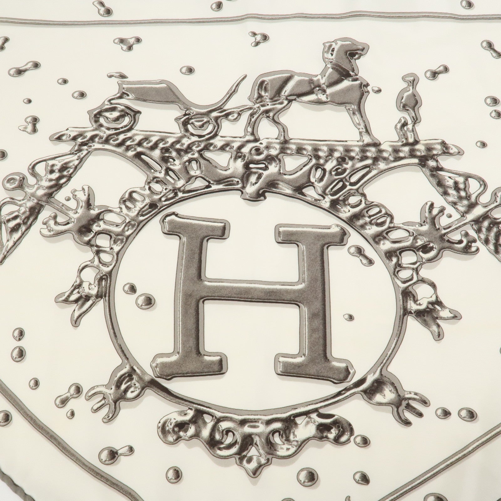 HERMES Pointru Bolduc Silk 100% Scarf VIF ARGENT White Gray