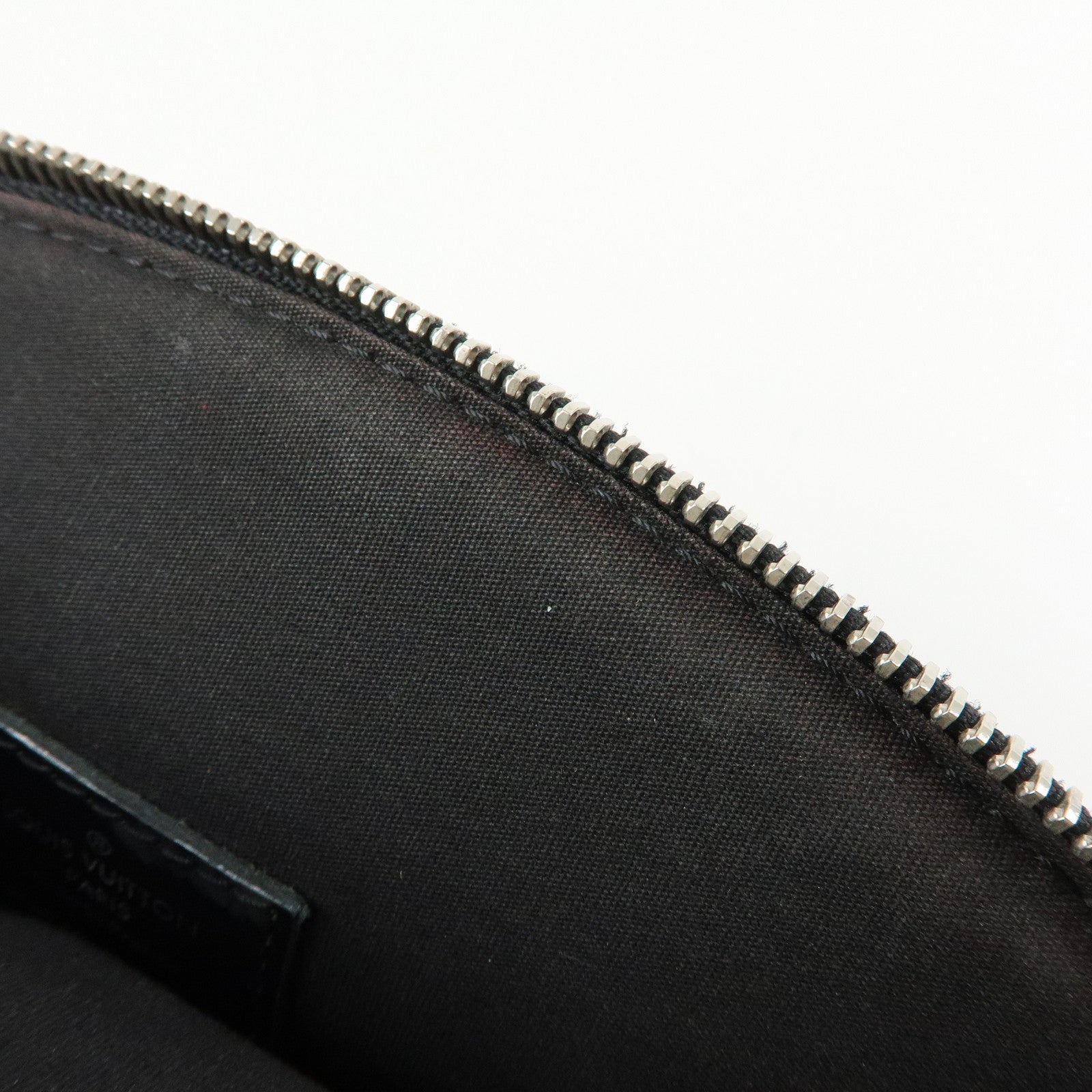 Louis Vuitton Epi Leather Lock It Hand Bag Noir M42292
