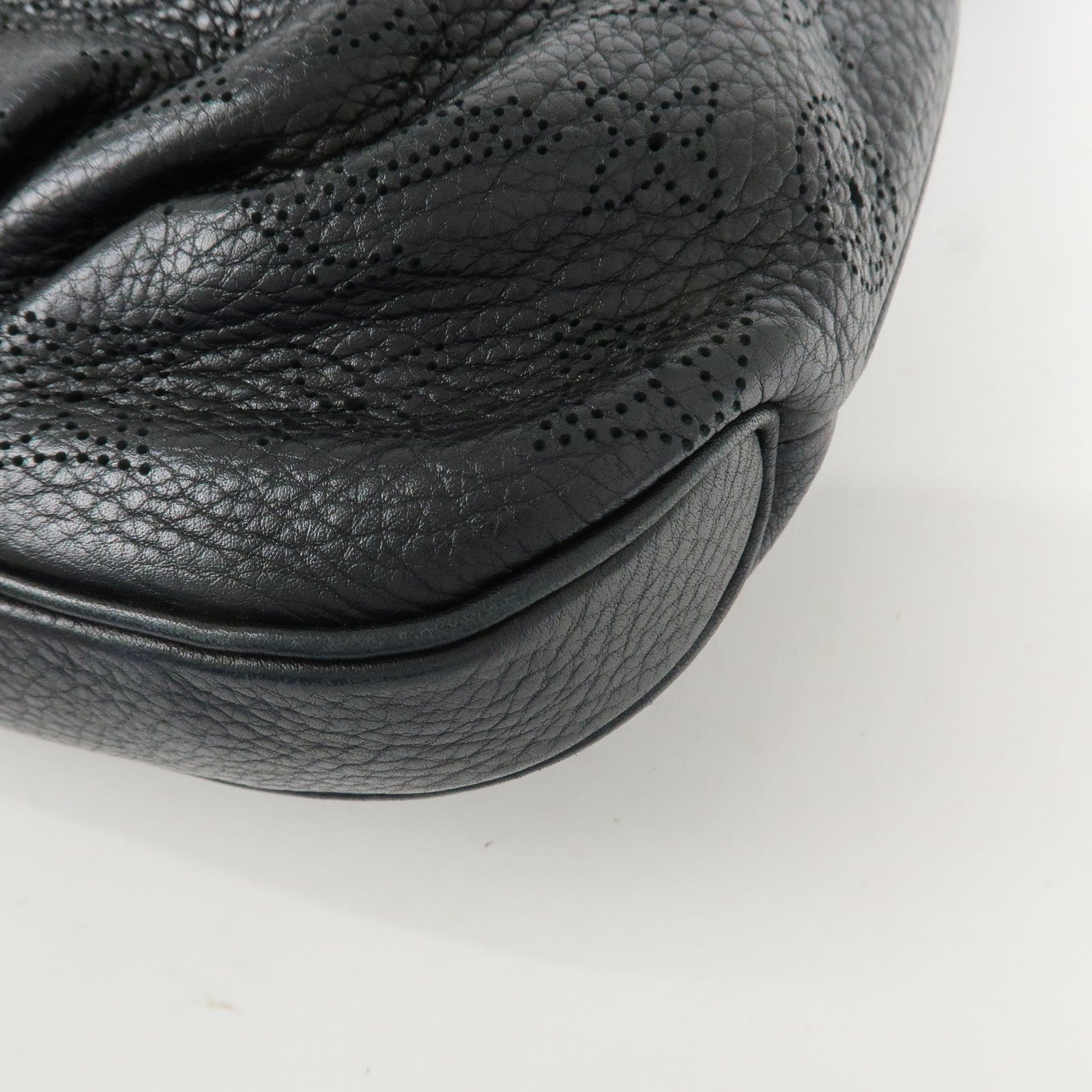 Louis Vuitton Monogram Mahina Selene PM Shoulder Bag Noir M94035