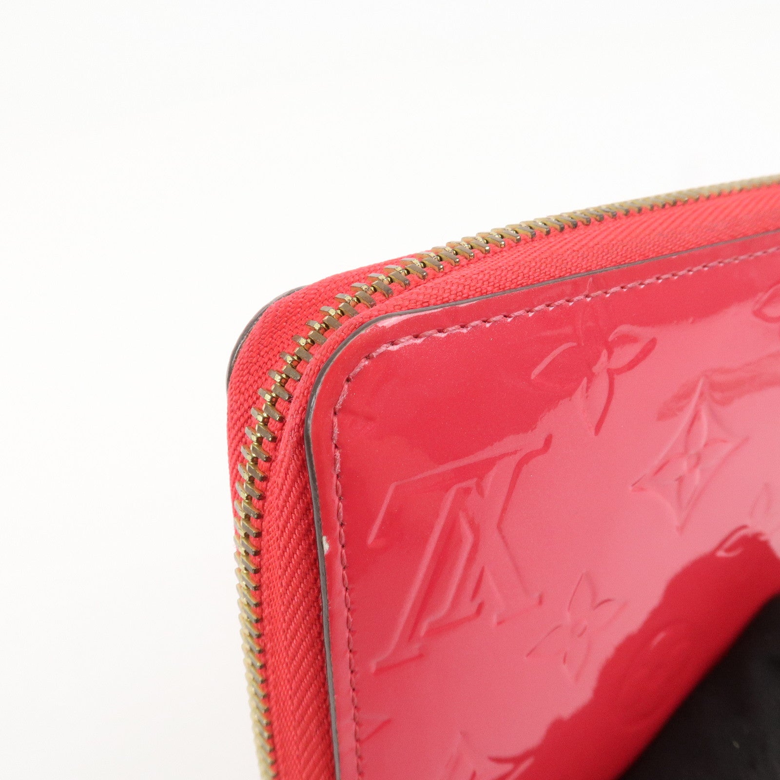 Louis Vuitton Monogram Vernis Zippy Wallet Rouge Grenadine M91732