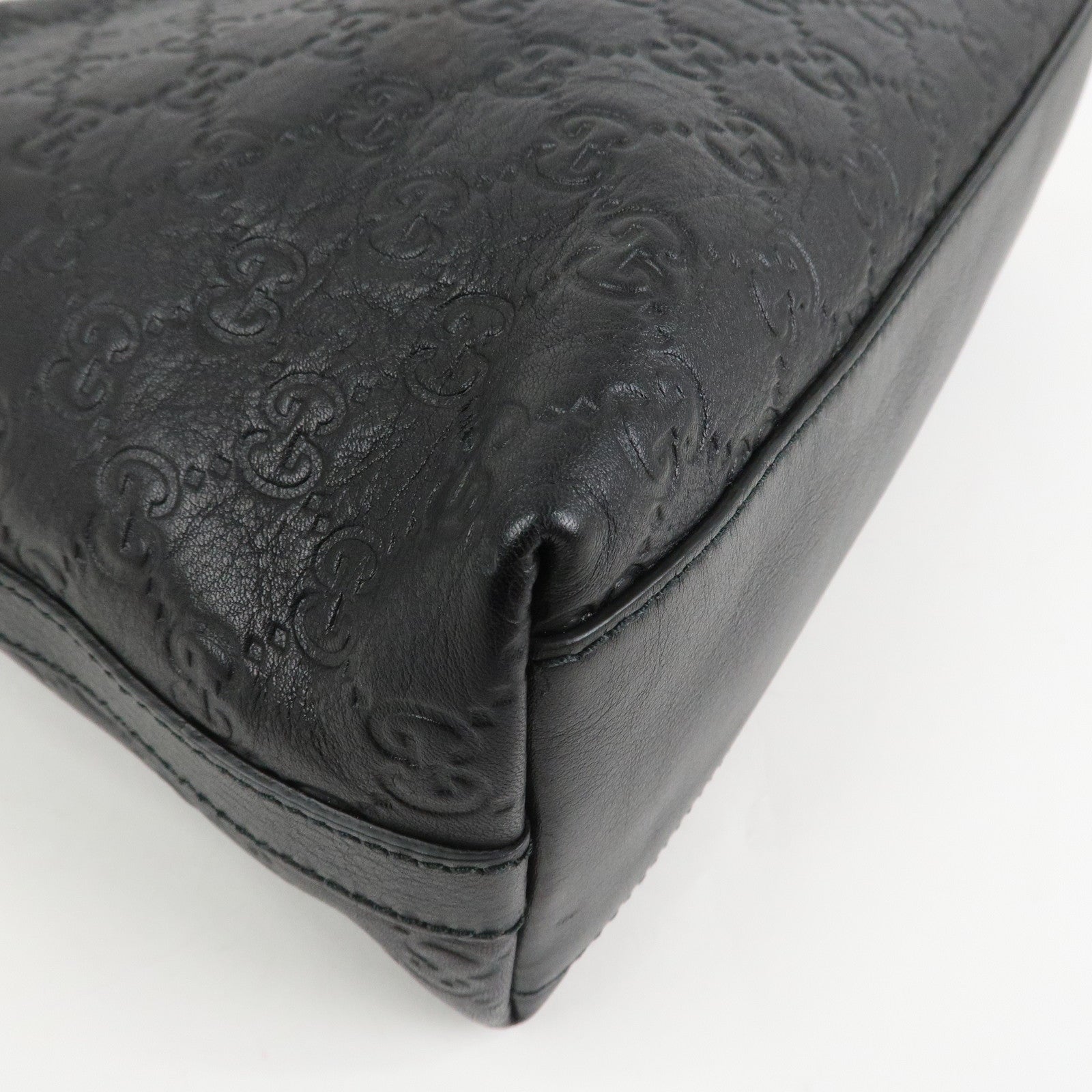 GUCCI Guccissima Interlocking G Leather Shoulder Bag Hand Bag Black