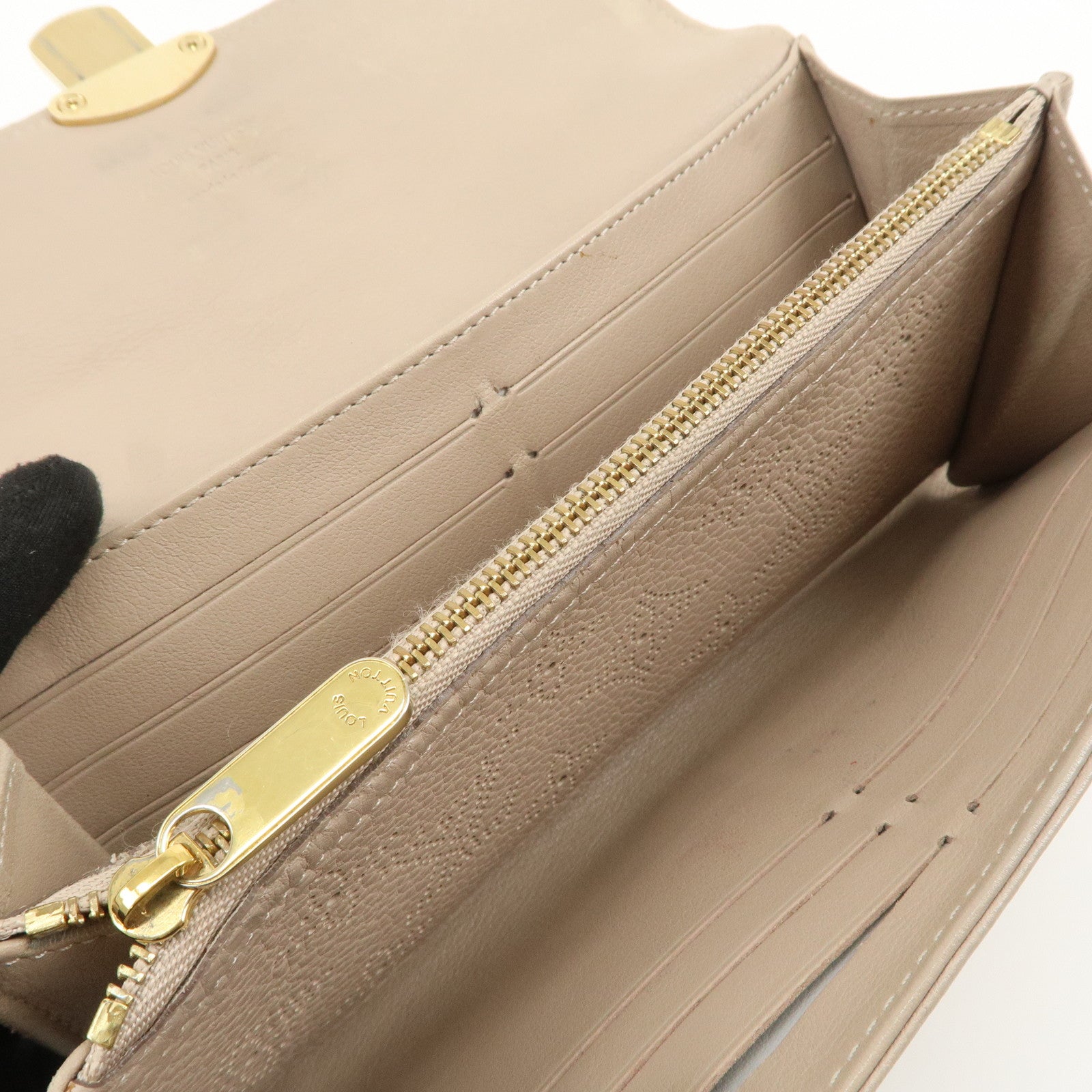 Louis Vuitton Monogram Mahina Portefeuille Iris Long Wallet M58094