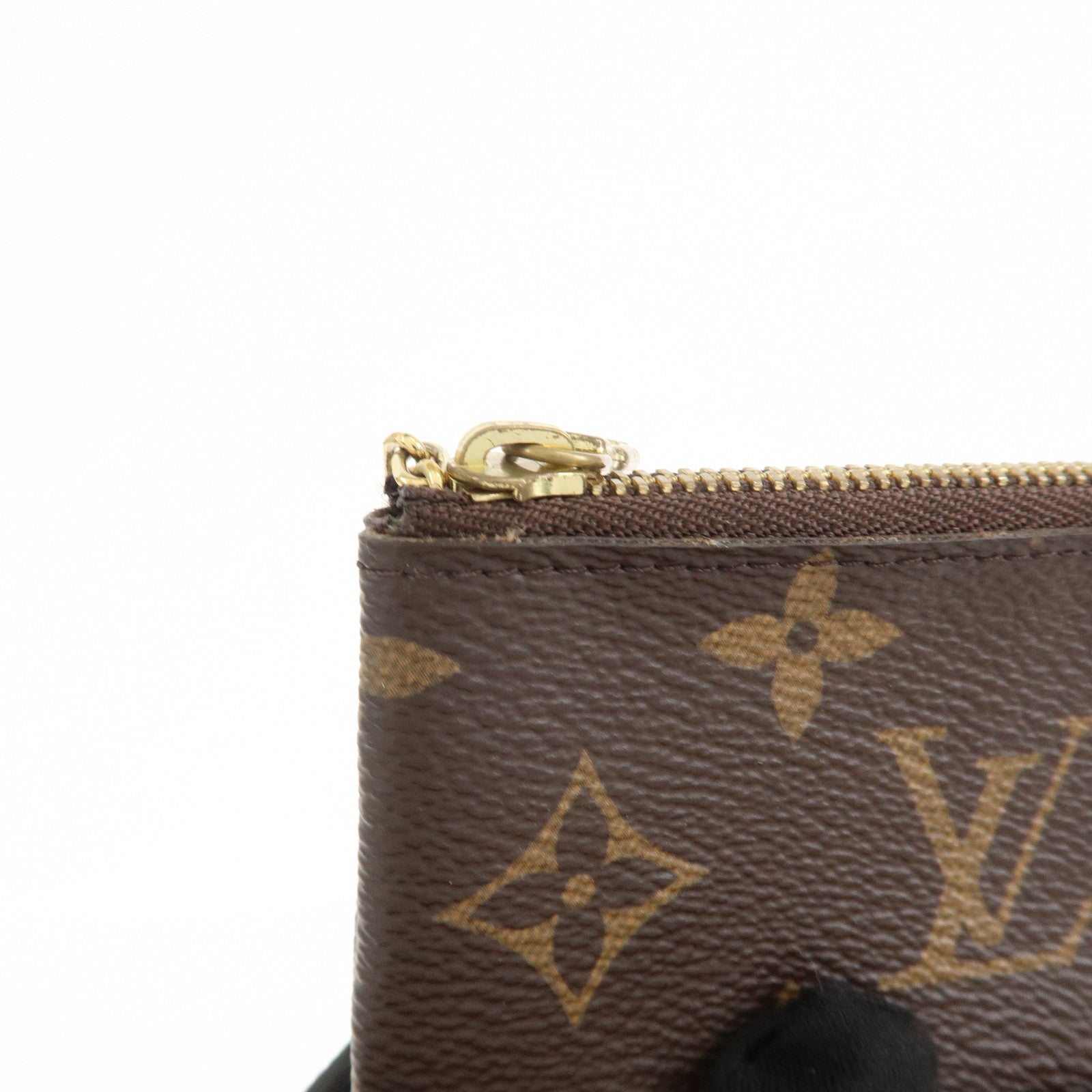 Louis Vuitton Monogram Pochette Cles Coin Case Key Case  M62650