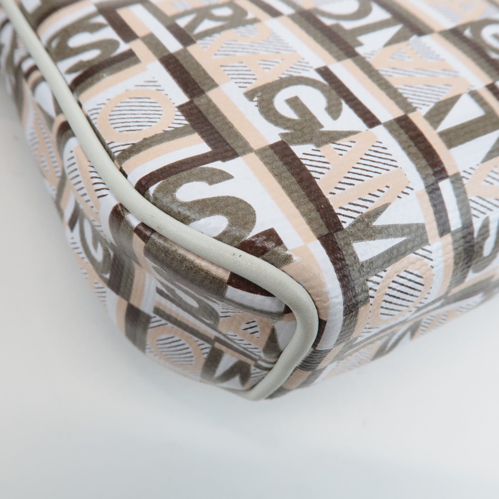 Ferragamo Leather PVC Accessoires Pouch Shoulder Bag Multicolor Used