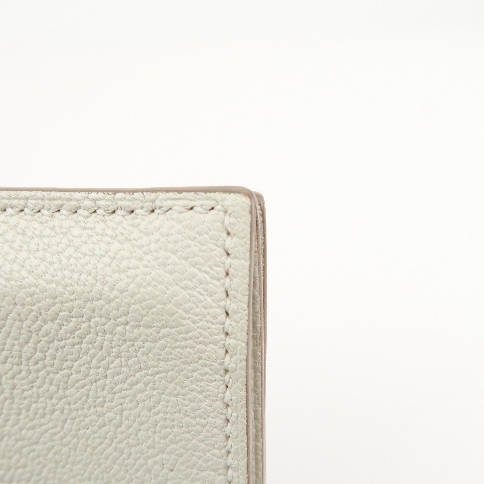 HERMES Bearn Chevre B Stamped Card Case Card Holder Craie