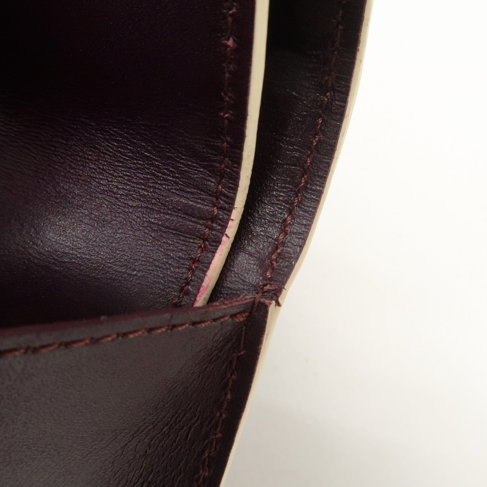 Louis Vuitton Suhali Portefeuille Tresor International M91838