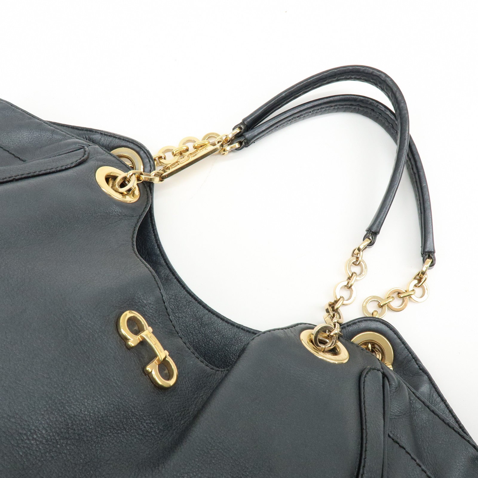 Ferragamo Gancini Leather Chain Tote Bag Shoulder Bag Black
