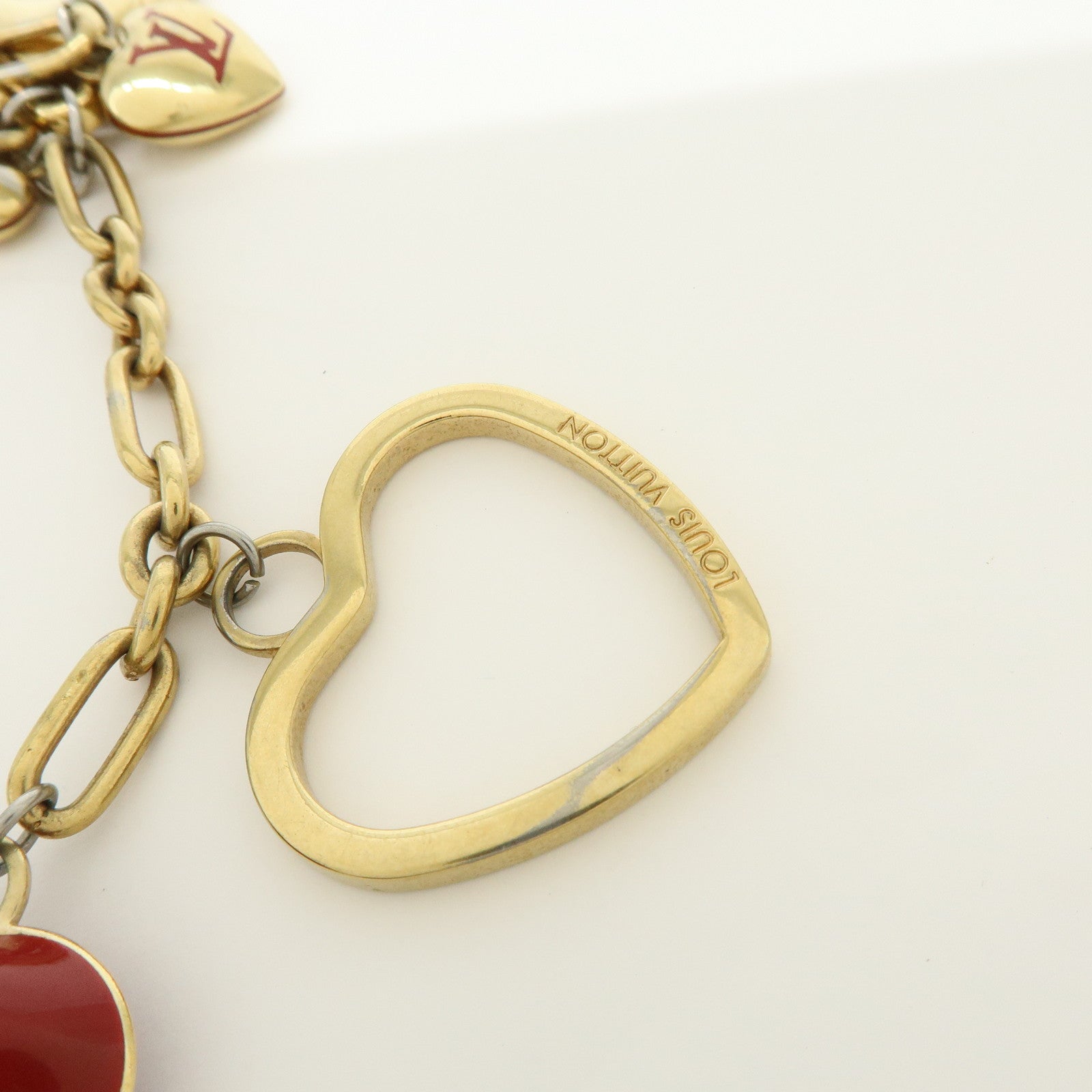 Louis Vuitton Bijoux Sac Coeur Pomme d'Amour Heart Bag Charm M65758