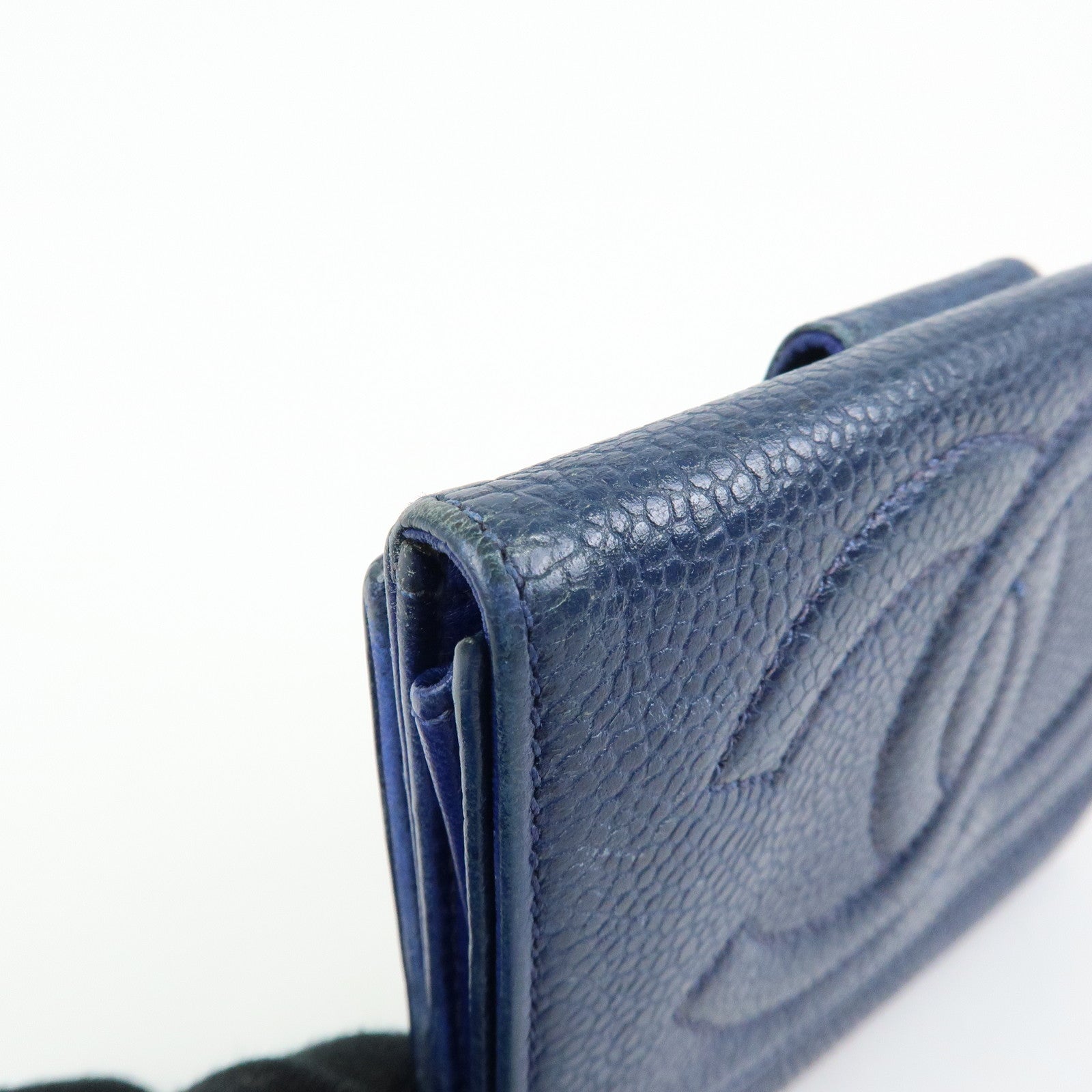 CHANEL COCO Mark Caviarskin W Hook Compact Wallet Navy A01427
