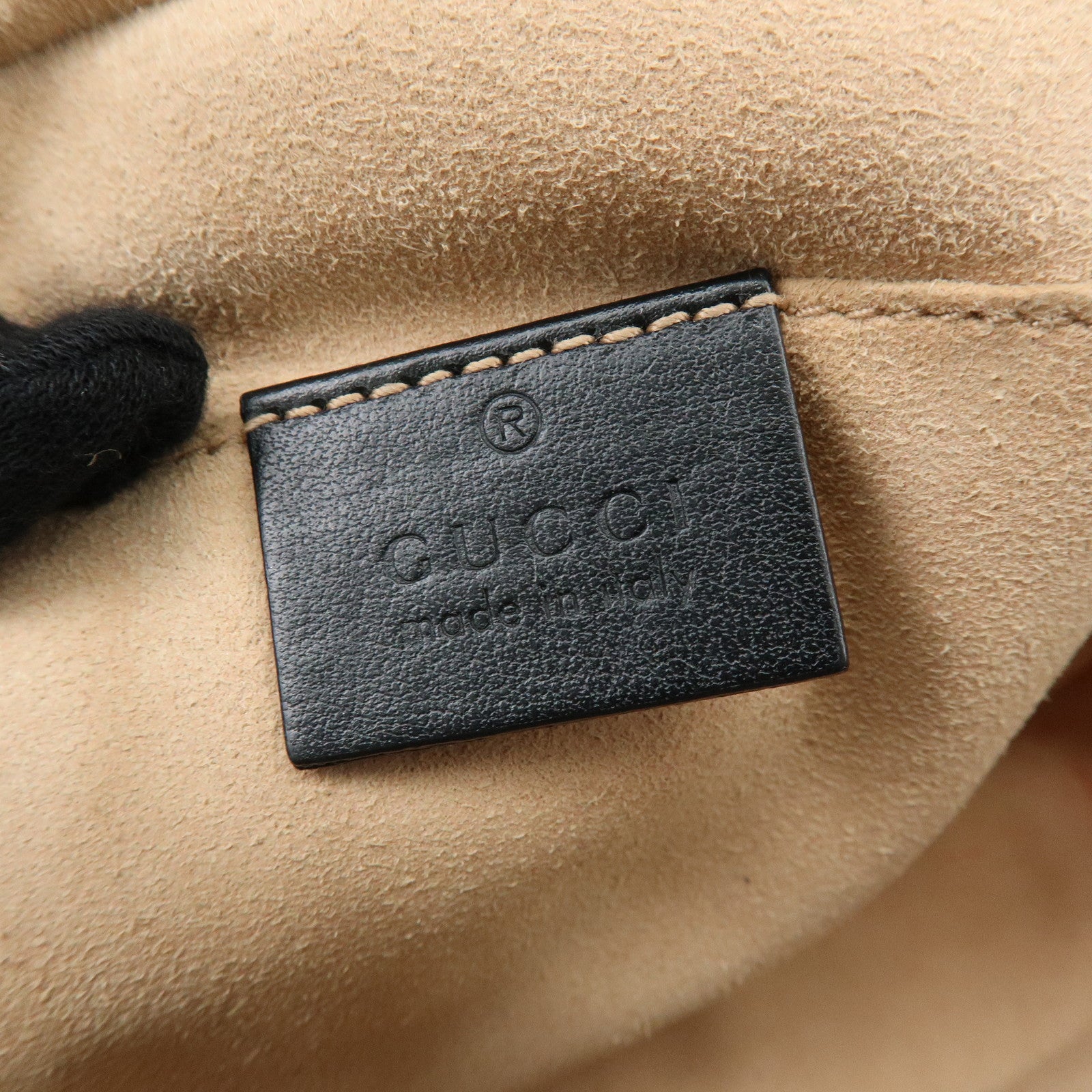 GUCCI GG Marmont Shevron Leather Shoulder Bag Black 447632