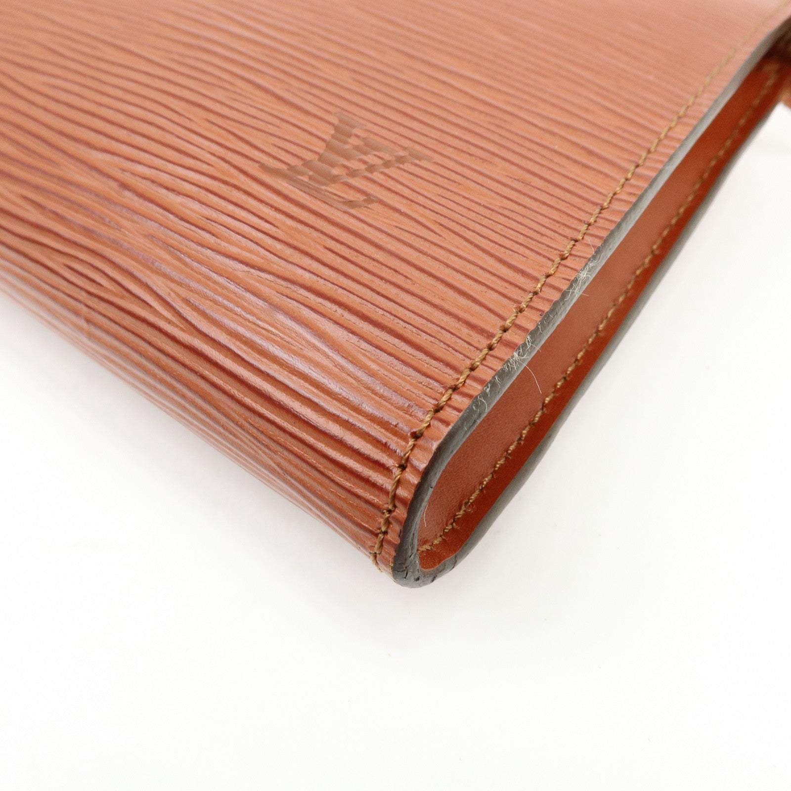 Louis Vuitton Epi Leather Pochette Accessoires Kenya Brown M52943