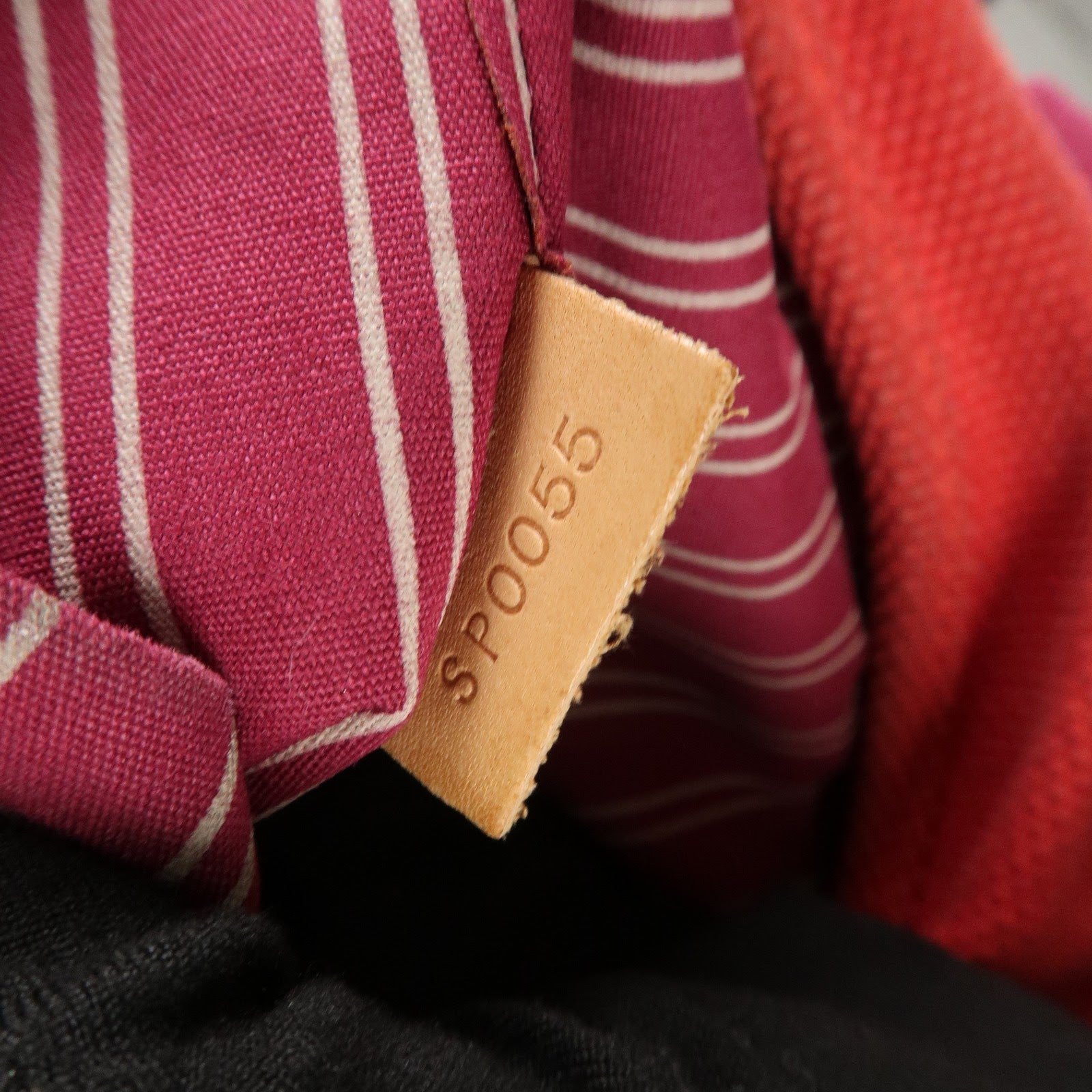 Louis Vuitton Antigua Cabas GM Canvas Shoulder Bag Rouge M40031 Used