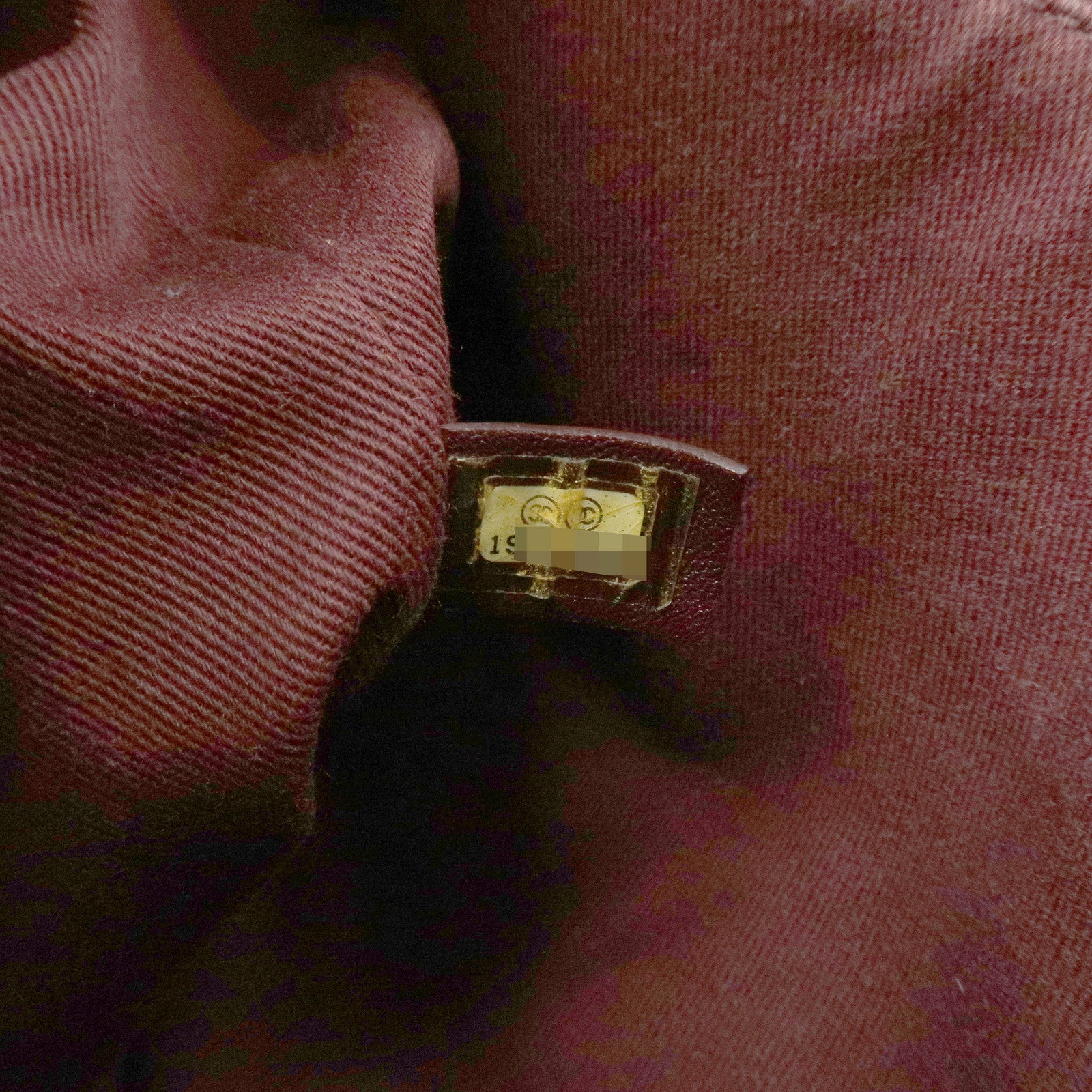 CHANEL Matelasse Calf Leather Chain Tote Bag Black