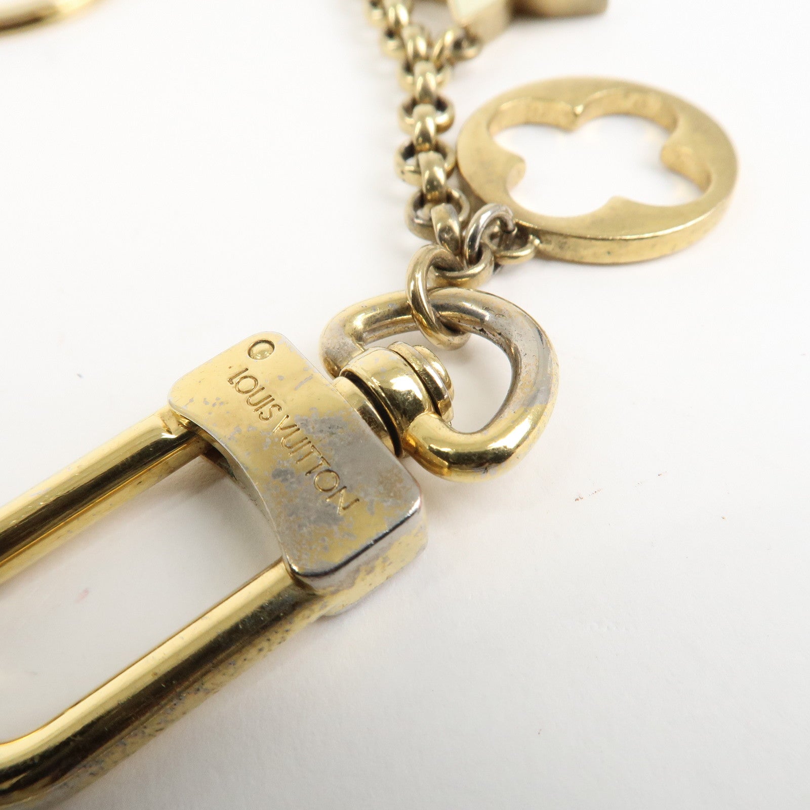 Louis Vuitton Fleur de Monogram Bag Charm Key Chain Gold M65111 Used