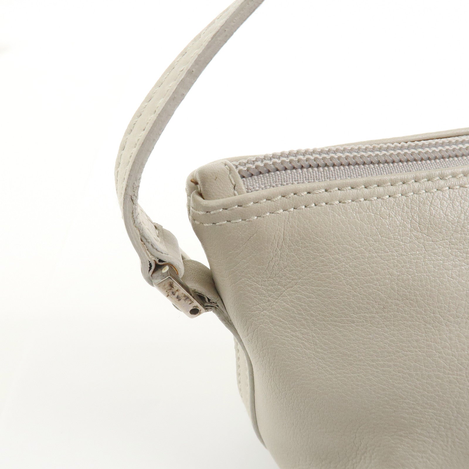 GUCCI Boat Bag Leather Pouch Hand Bag Ivory 039・1103