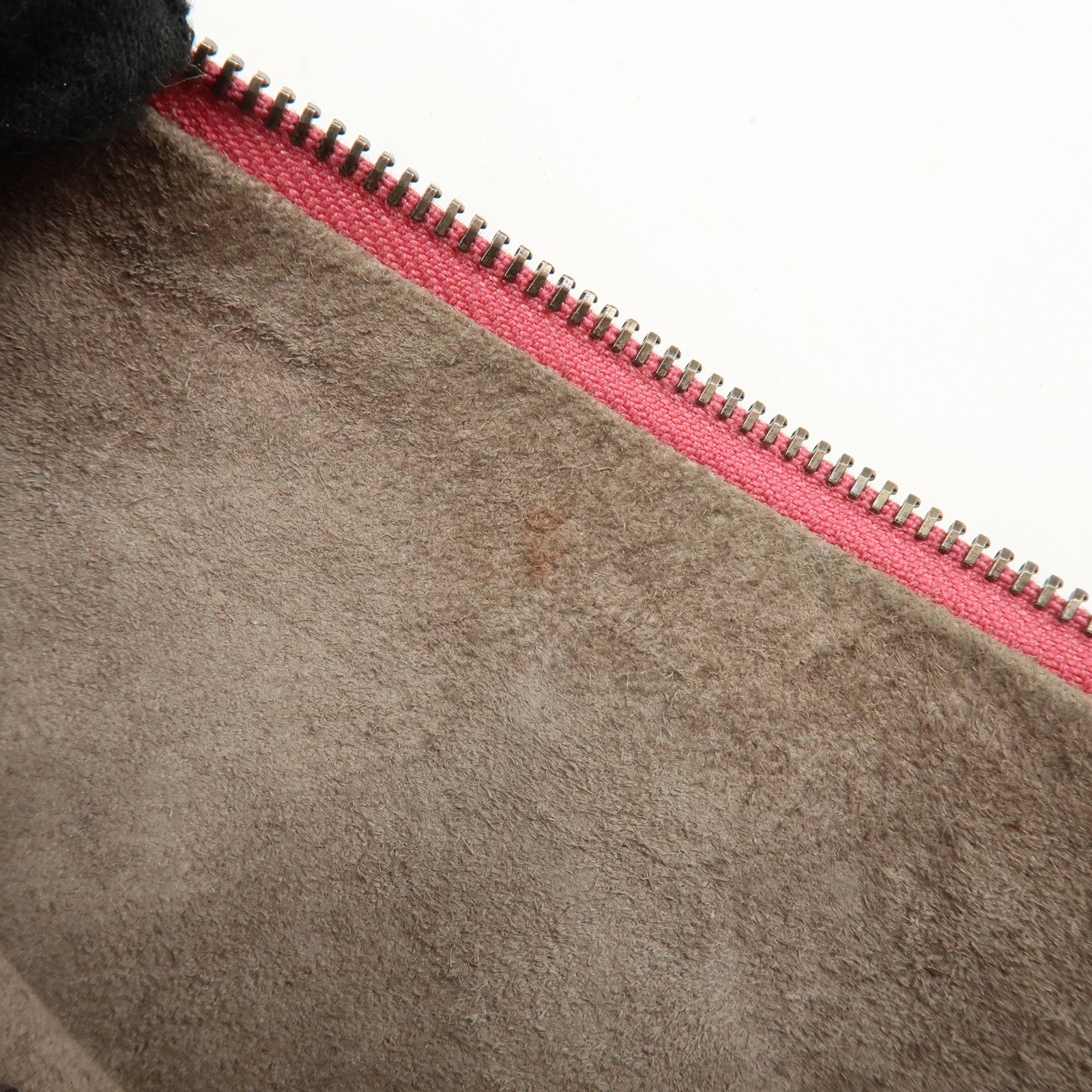 BOTTEGA VENETA Intrecciato Leather Pouch Cosmetic Pouch Pink 233810