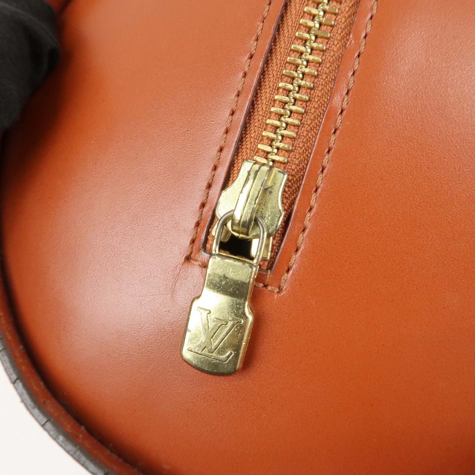 Louis Vuitton Epi Leather Soufflot Hand Bag Kenya Brown M52223