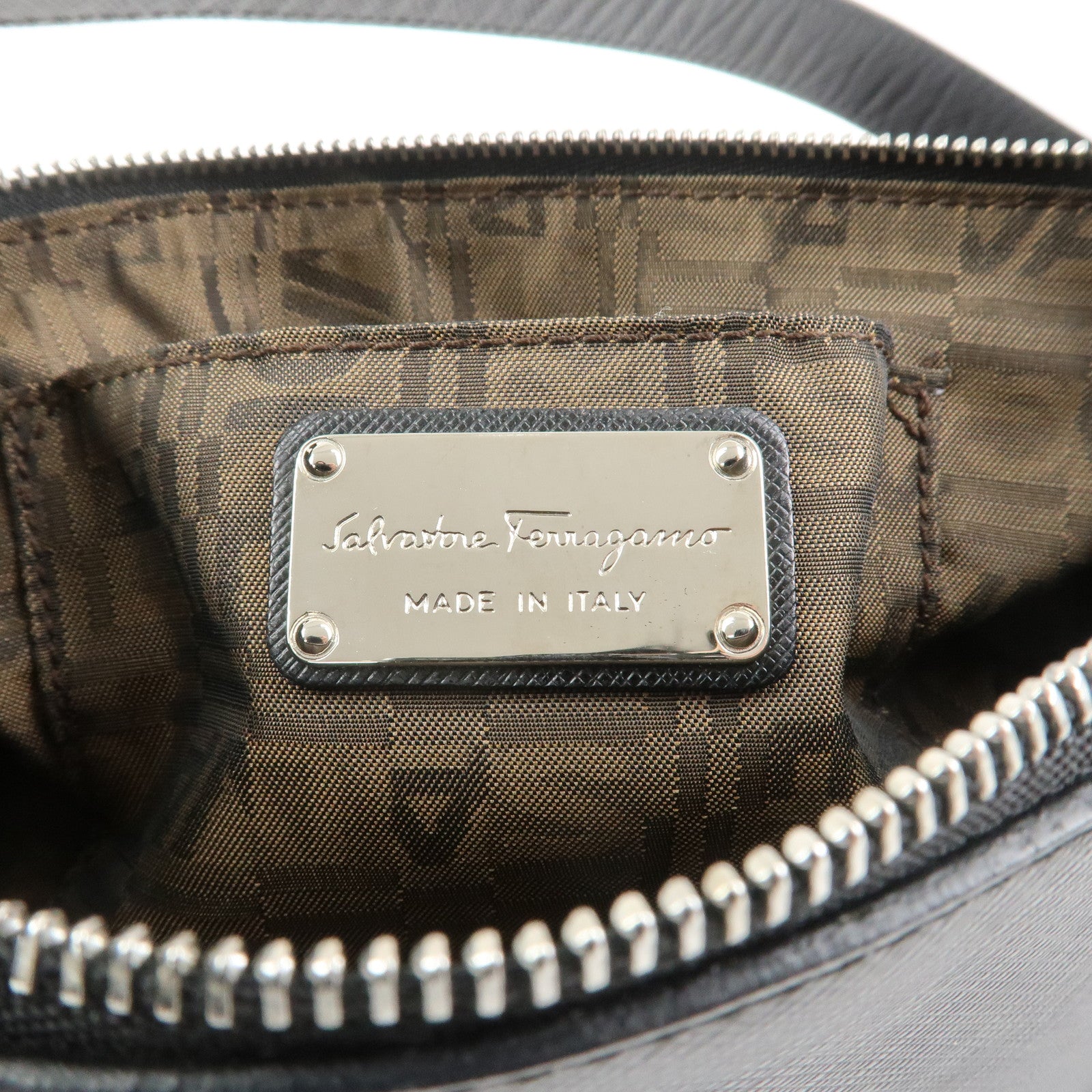 Ferragamo Gancini Leather Shoulder Bag Hand Bag Black