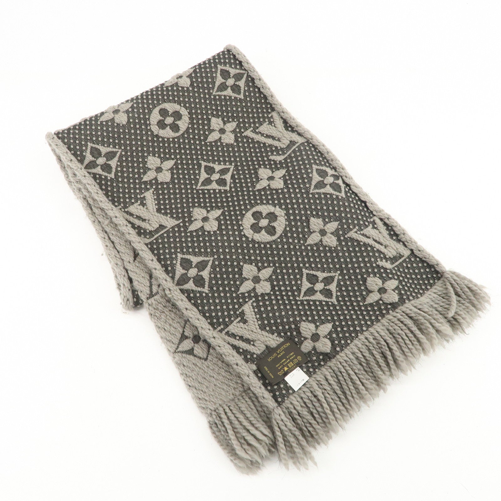 Louis Vuitton Monogram Escharp Logomania Scarf Gris Perle M74742