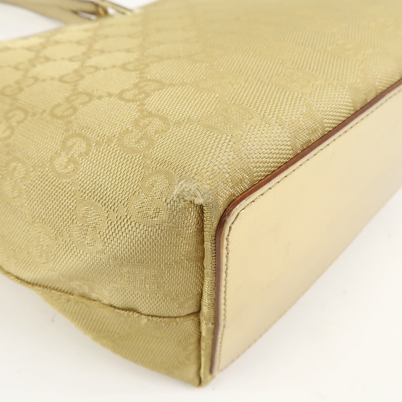 GUCCI GG Canvas Leather Shoulder Bag Tote Bag Gold 002.1099