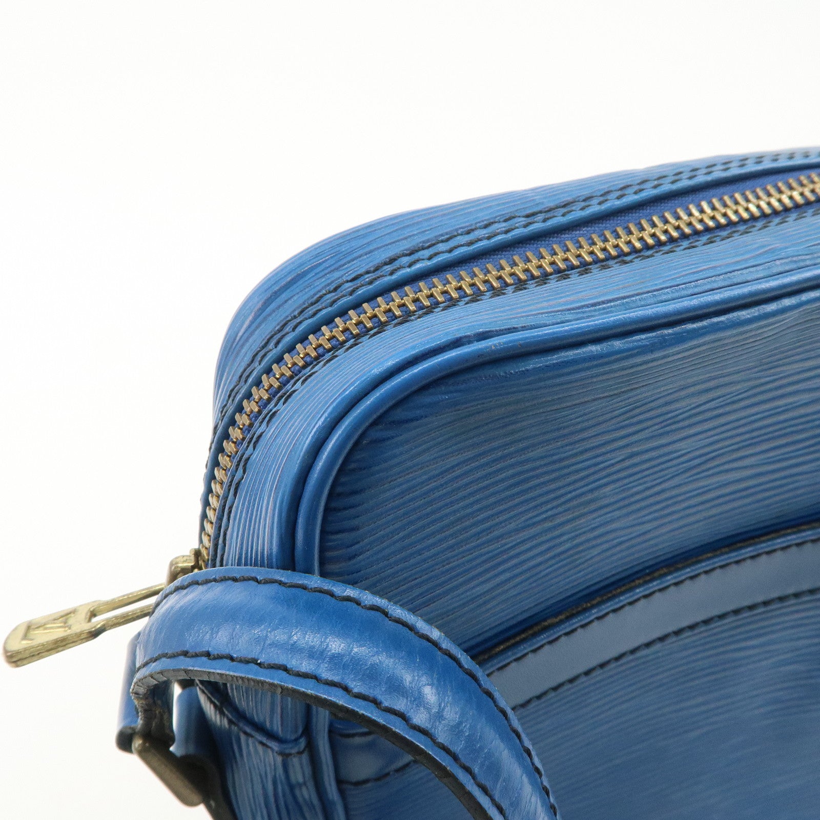 Louis Vuitton Epi Leather Danube Shoulder Bag Toledo Blue M45635