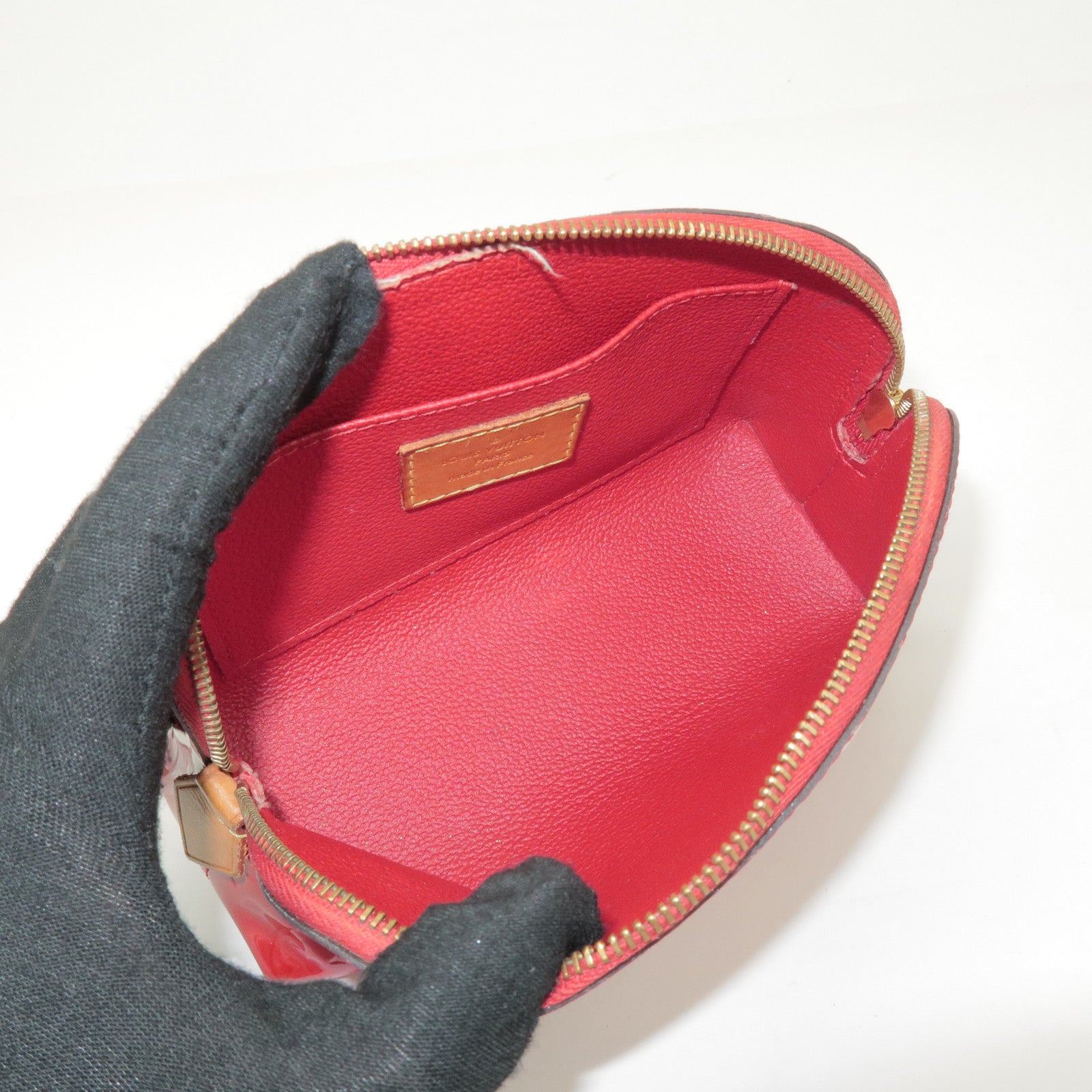 Louis Vuitton Monogram Vernis Leather Cosmetic Pouch Rose M90009