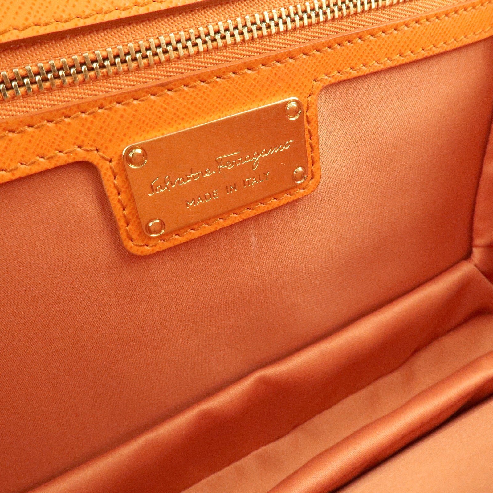 Ferragamo Vara Ribbon Leather Chain Shoulder Bag Hand Bag Orange