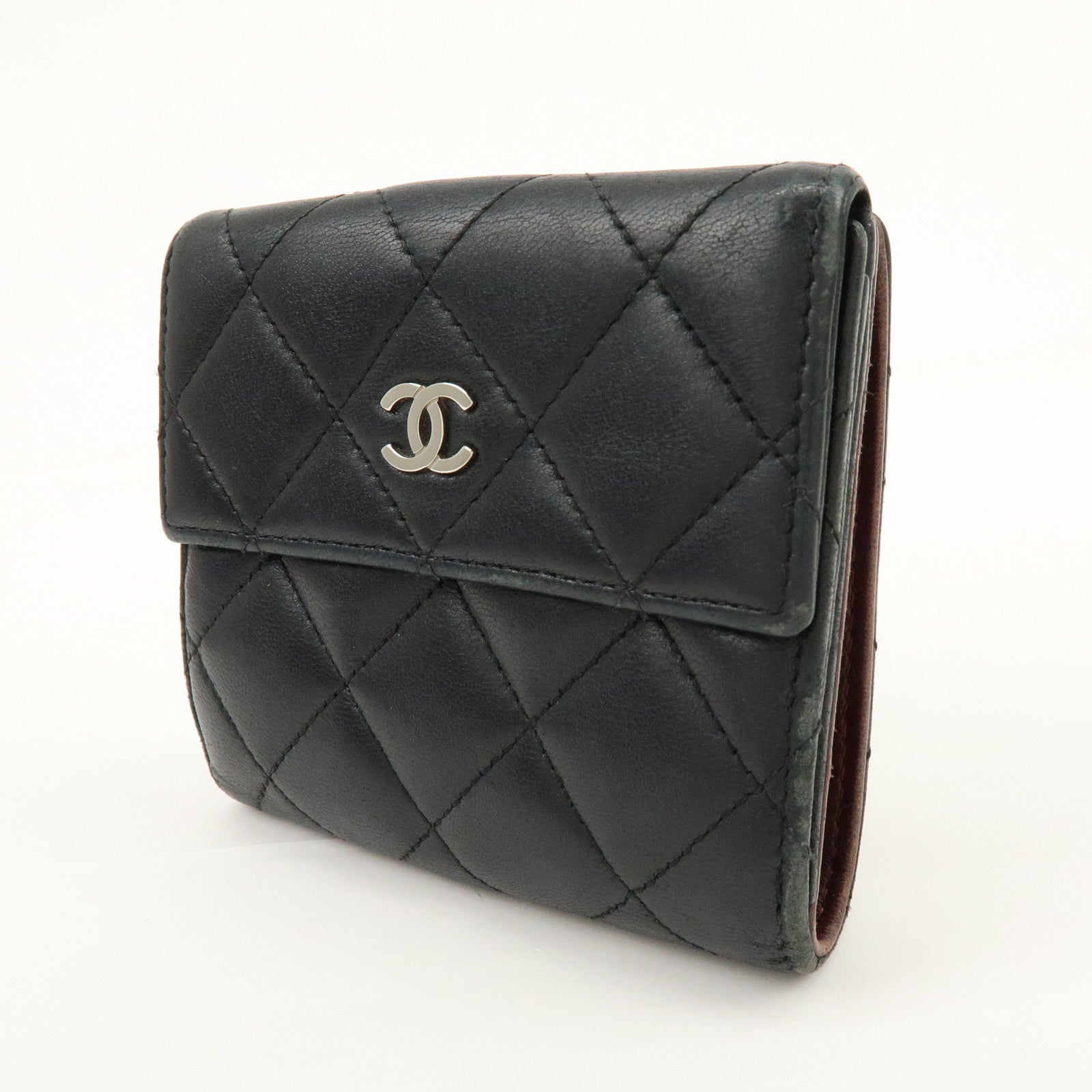 CHANEL Matelasse Lamb Skin Bi-fold Compact Wallet Black A48980