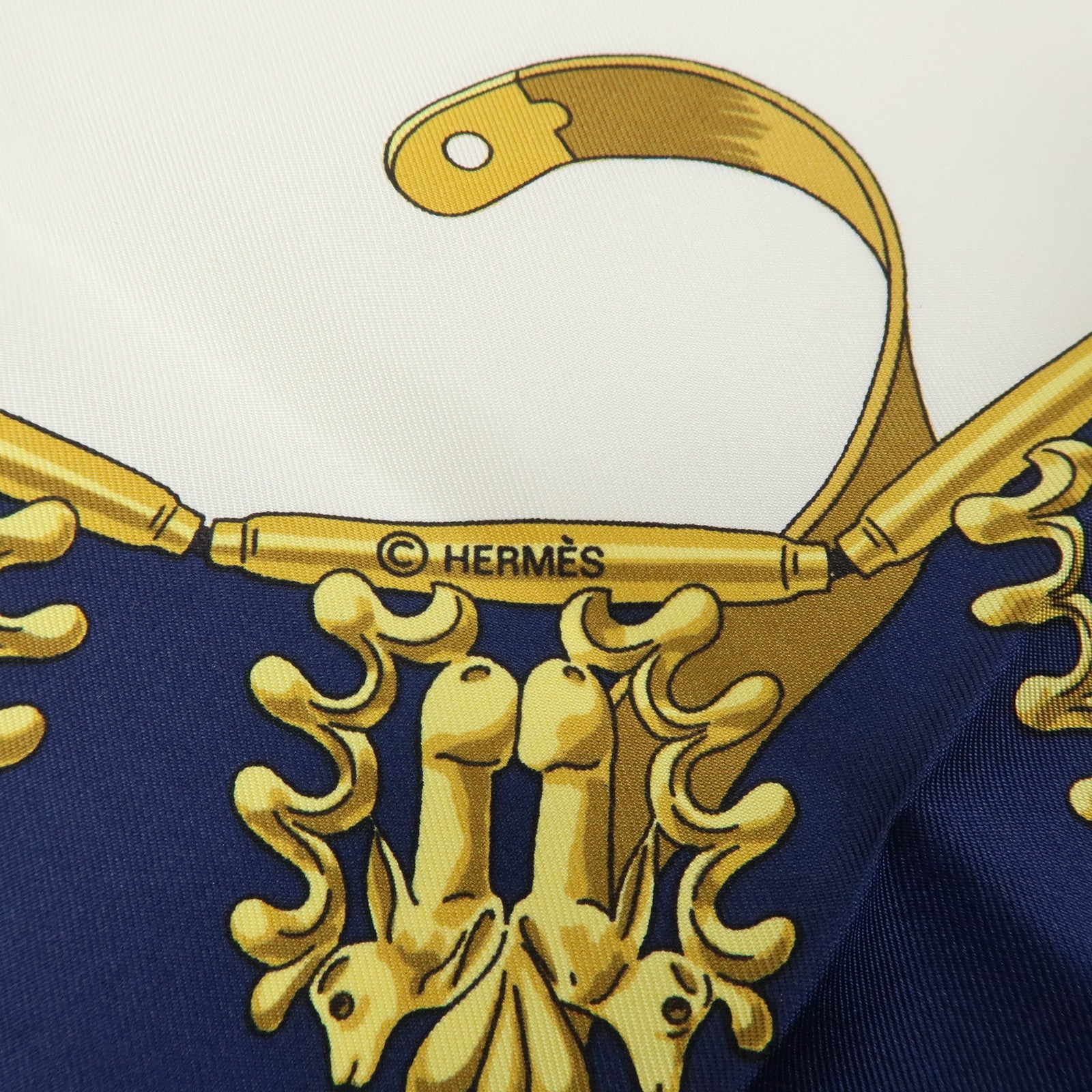 HERMES Carre 90 Silk 100% Scarf LES CAVALIERS D'OR Navy White