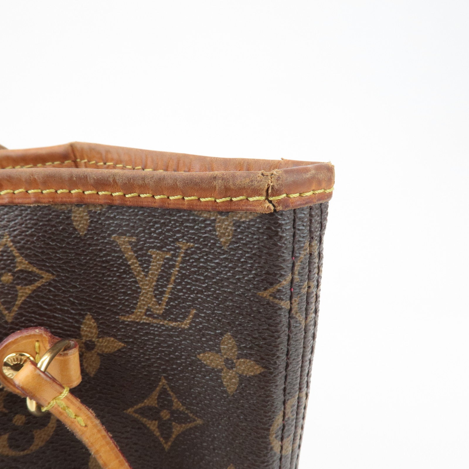 Louis Vuitton Monogram Neverfull MM Tote Bag Fuchisia M40996