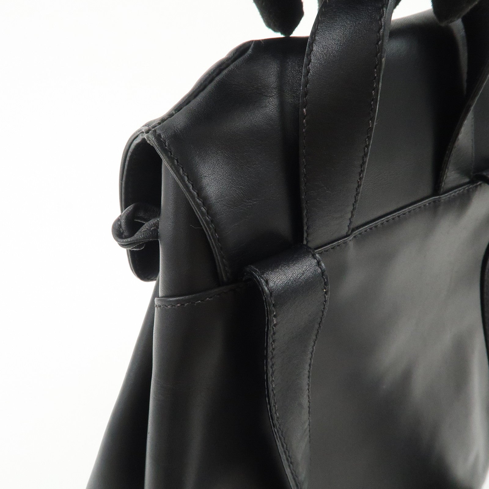 Ferragamo Gancini Leather Backpack Rucksack Black BV216148