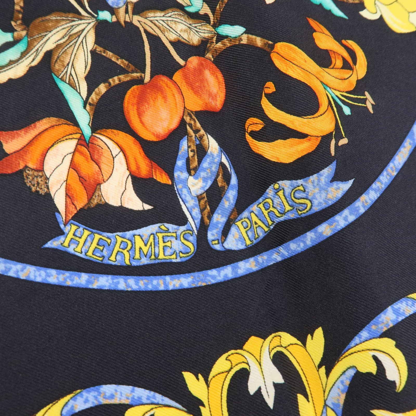 HERMES Carre 90 Silk 100% Scarf PIERRES D' ORIENT ET D' OCCIDENT