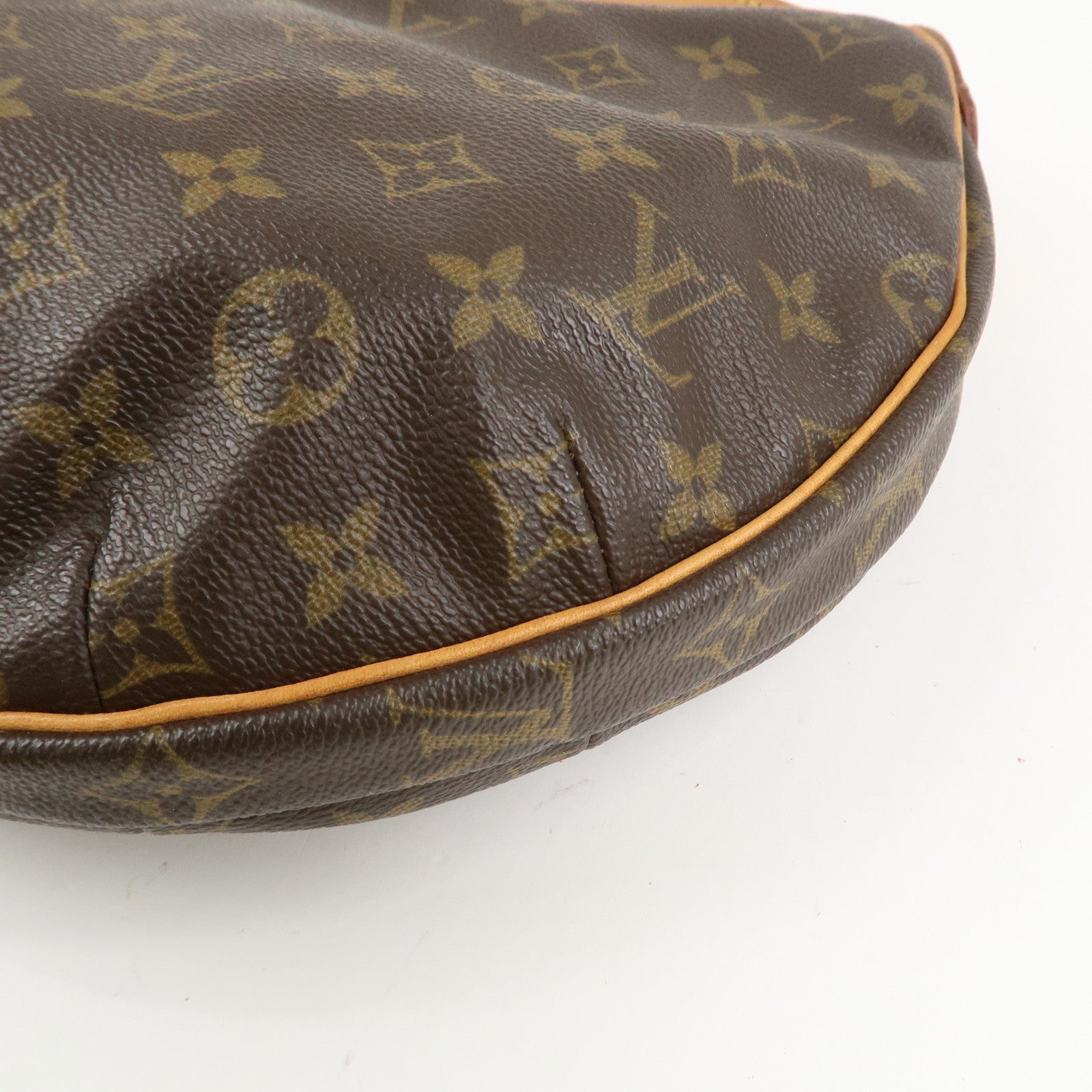 Louis Vuitton Monogram Croissant MM Shoulder Bag M51512 Used